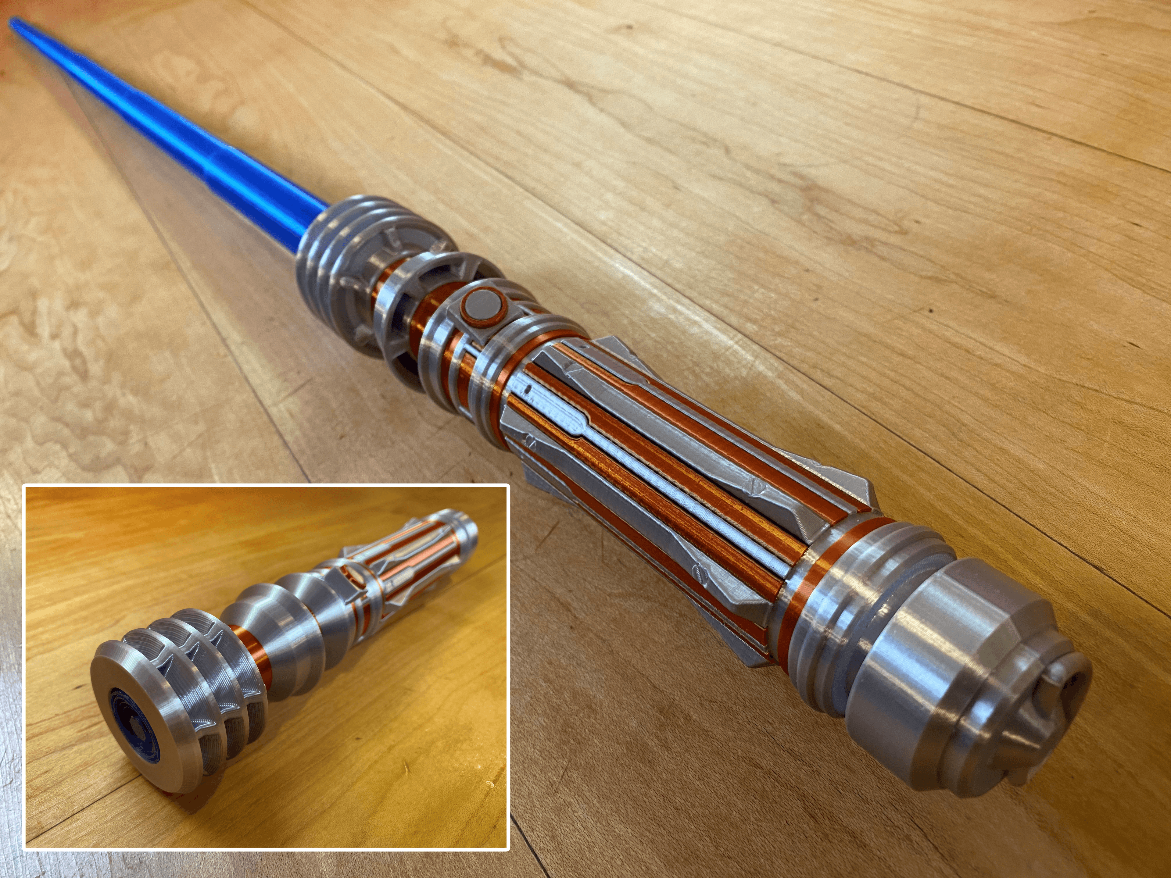 Leia's Dual Extrusion Collapsing Lightsaber 3d model