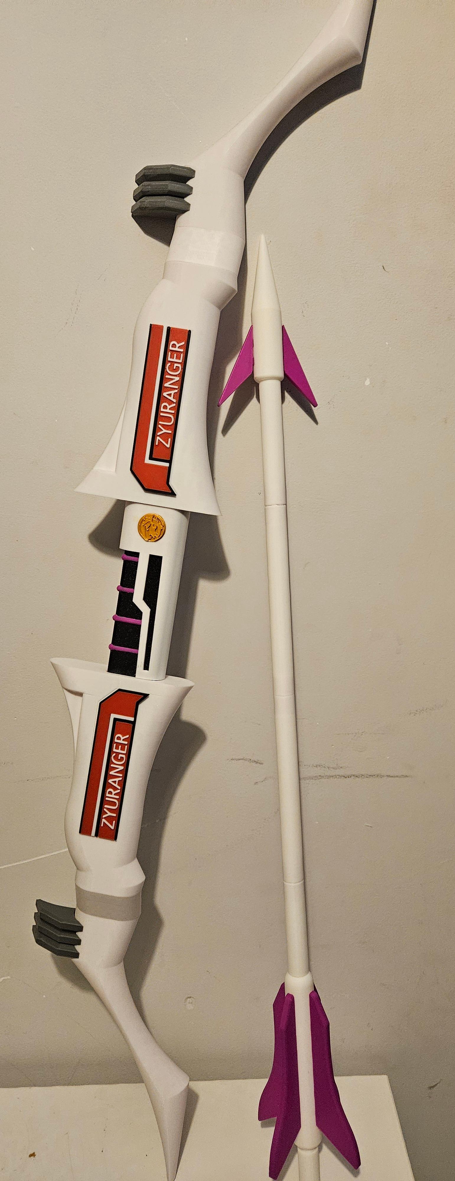 Pink Ranger Power Bow with Arrow- Mighty Morphin Power Rangers 3d model