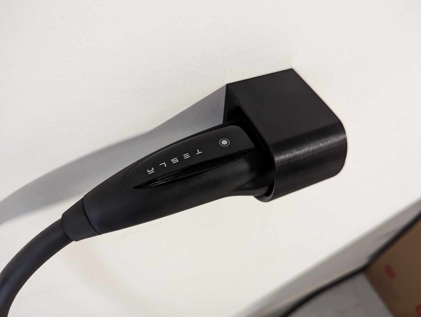 Tesla Wall Connector Type 2 Handle Holder 3d model