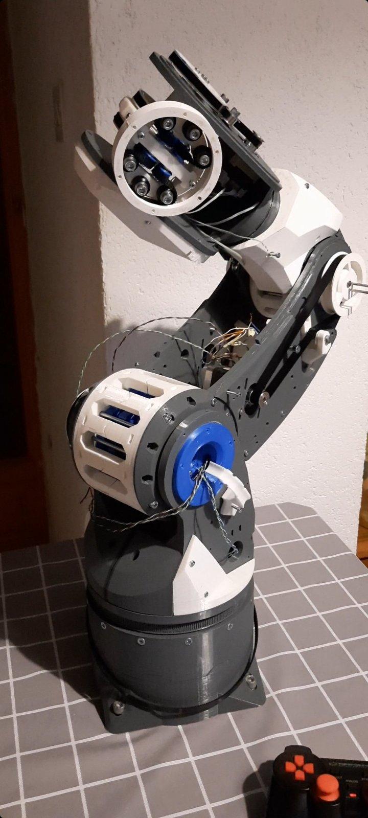 Arctos 3D printed robotic arm v0.13.step 3d model