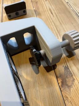 Clamp-On Vise - Fully 3D Printable 3d model