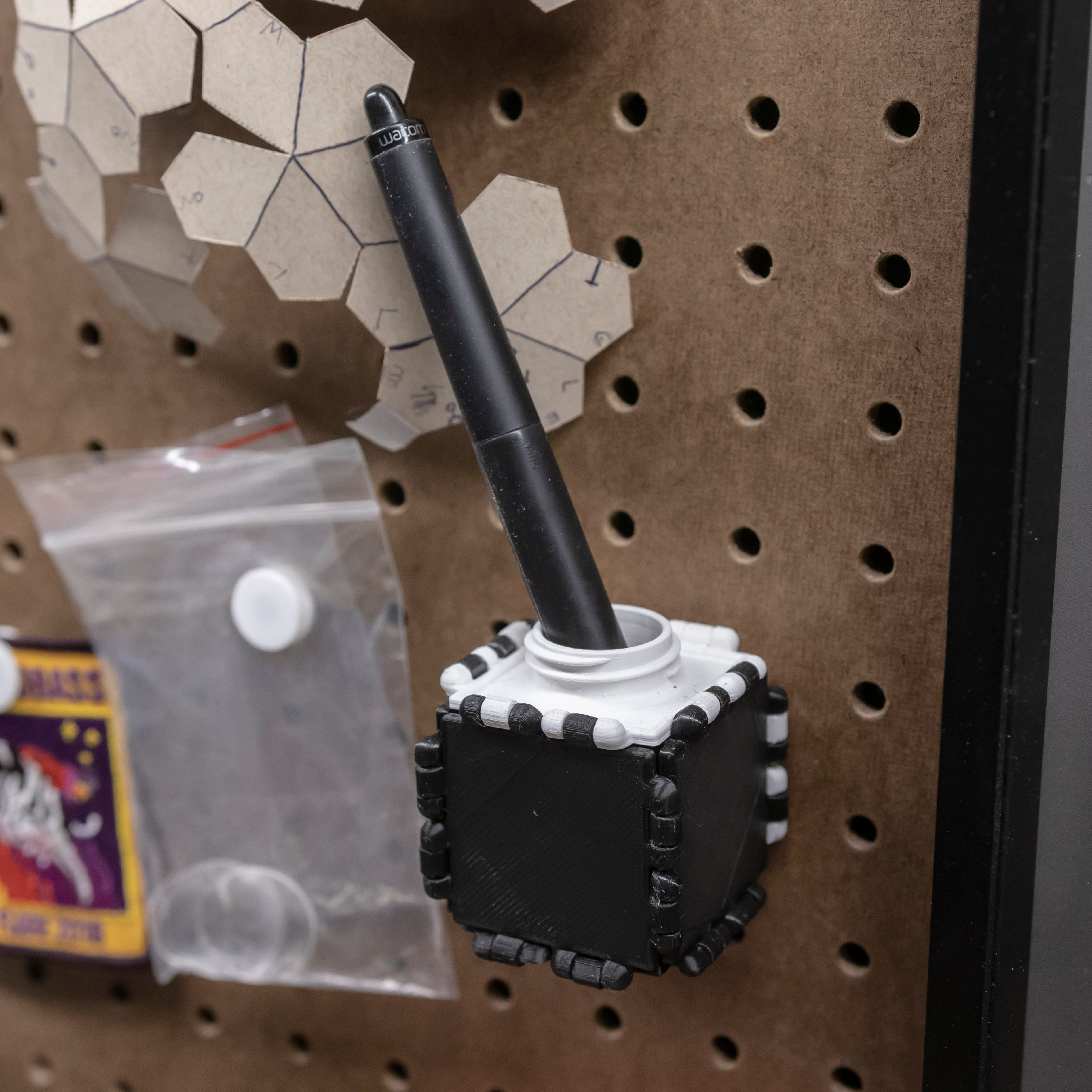 Polypanels // Pegboard Mounts 3d model
