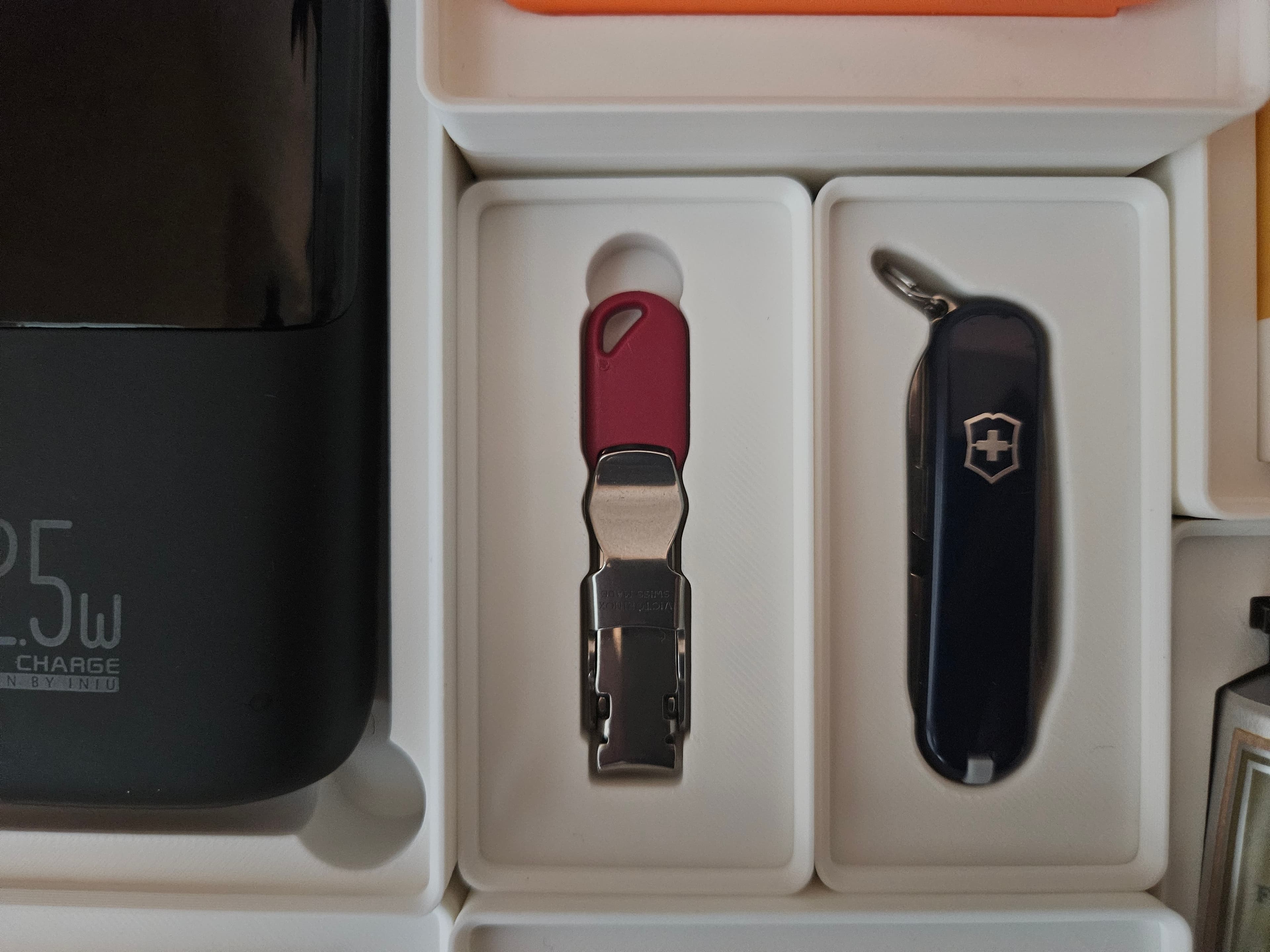 Gridfinity Victorinox swiss army knife nail clipper 3d model