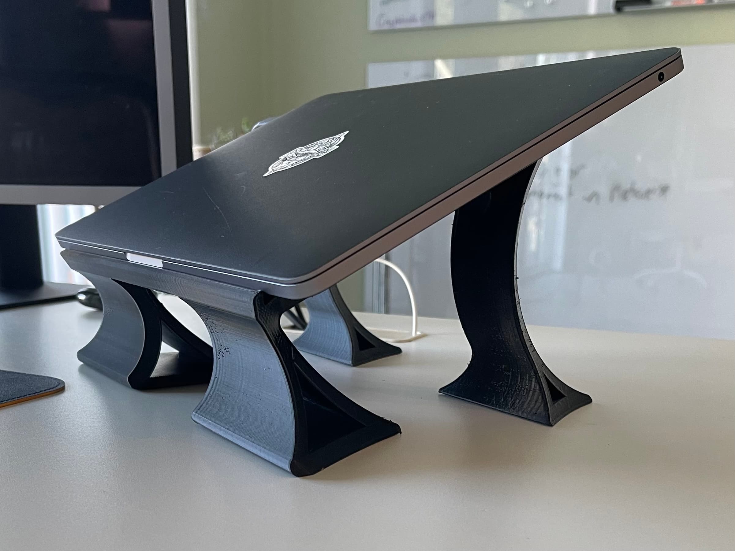 LaptopStand.stl 3d model