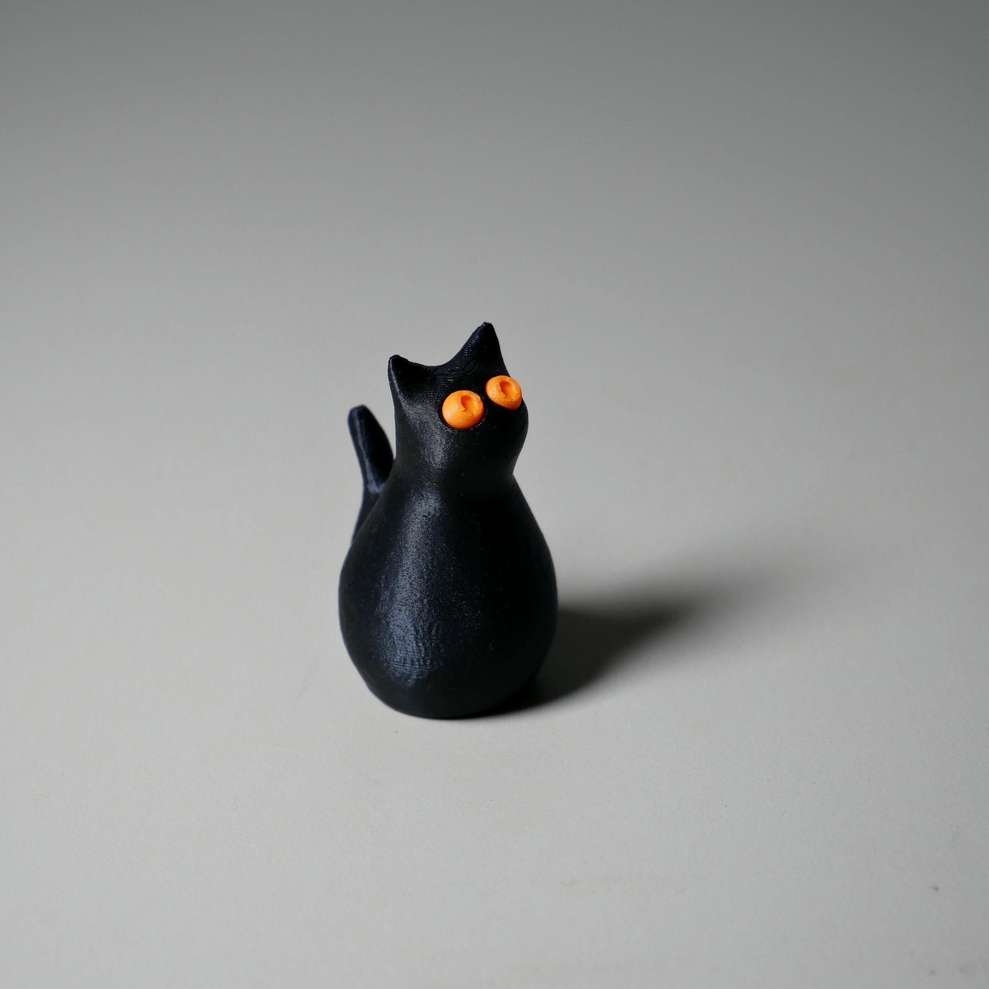 Little Cat (separate push-in-place eyes) 3d model