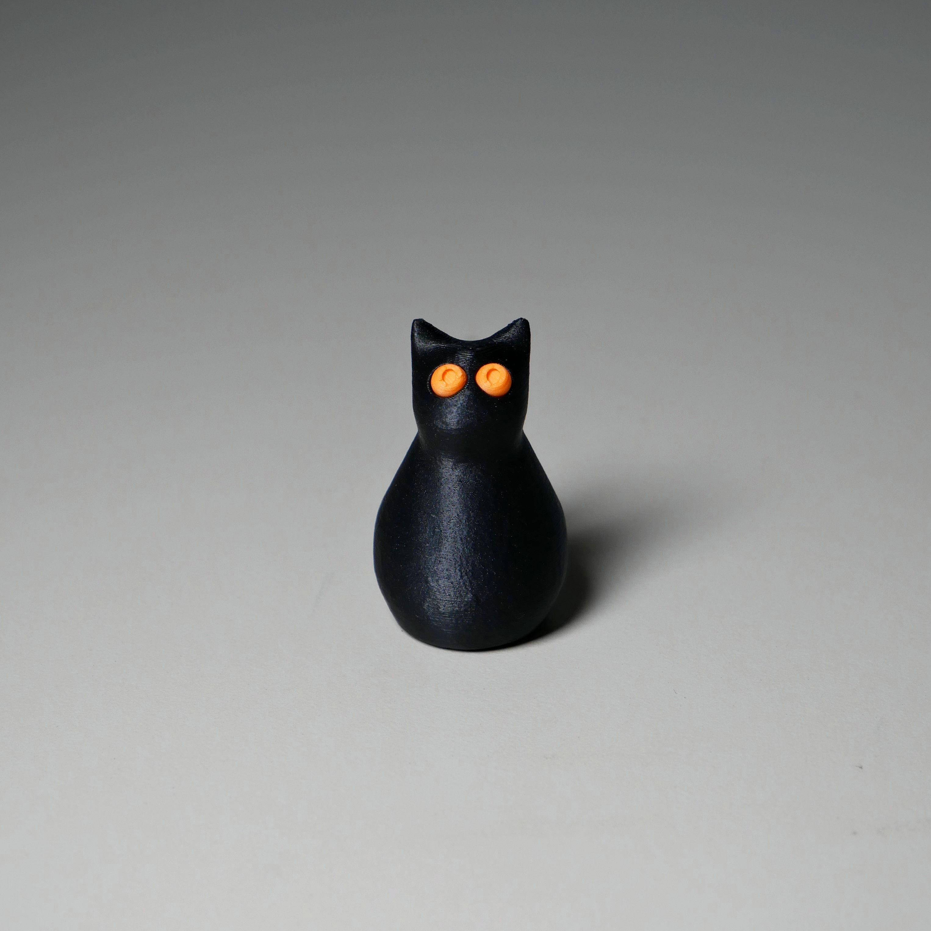 Little Cat (separate push-in-place eyes) 3d model