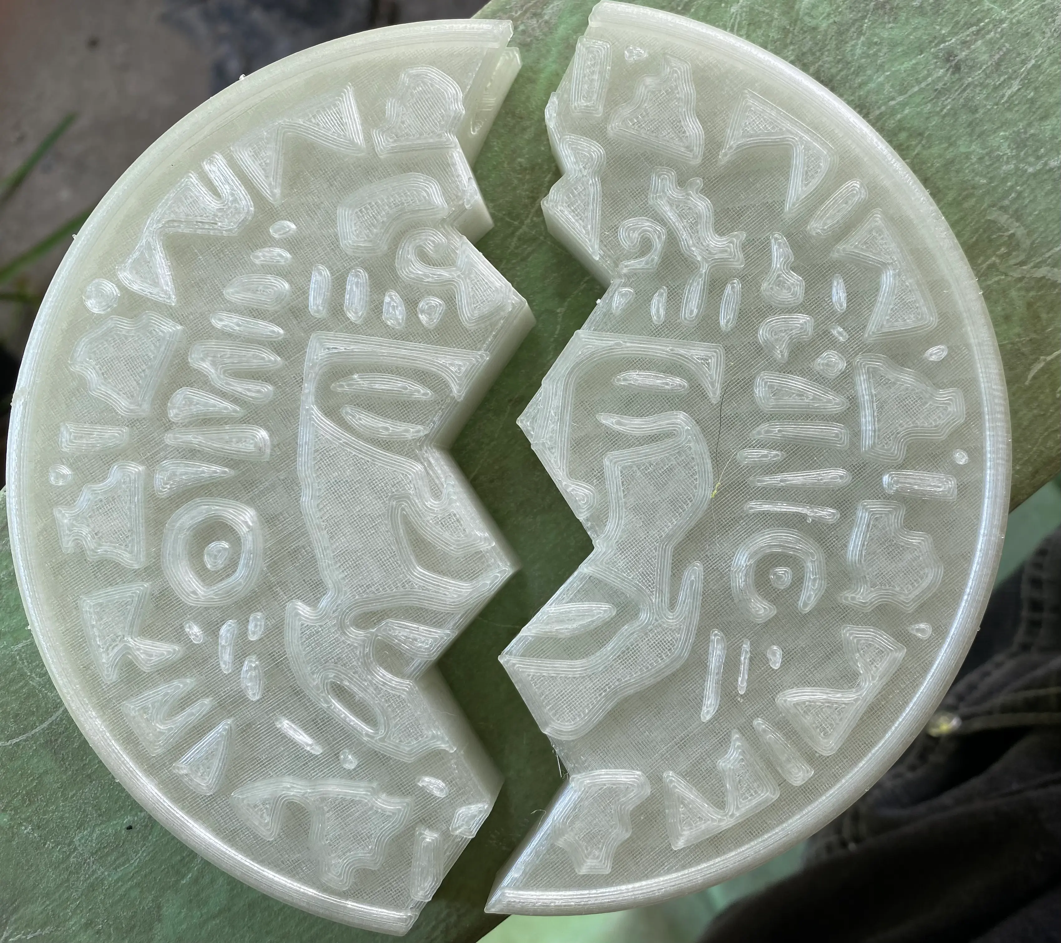Didn’t do the magnets on this one. Going to reprint in a different filament and do them then. Love it!