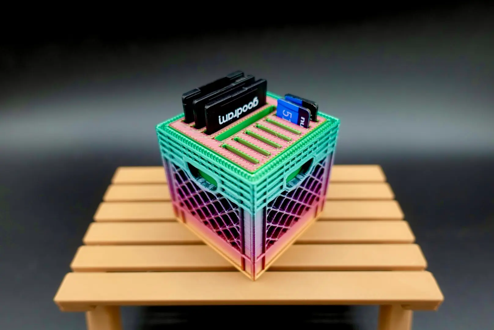 Micro SD / SD Card Holder (50% Scale Mini Crate) 3d model