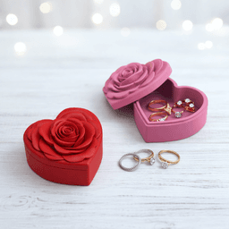 Rose Heart Gift Box | Romantic Blooming Flower Jewelry Box | Valentine’s Day Decor 3d model