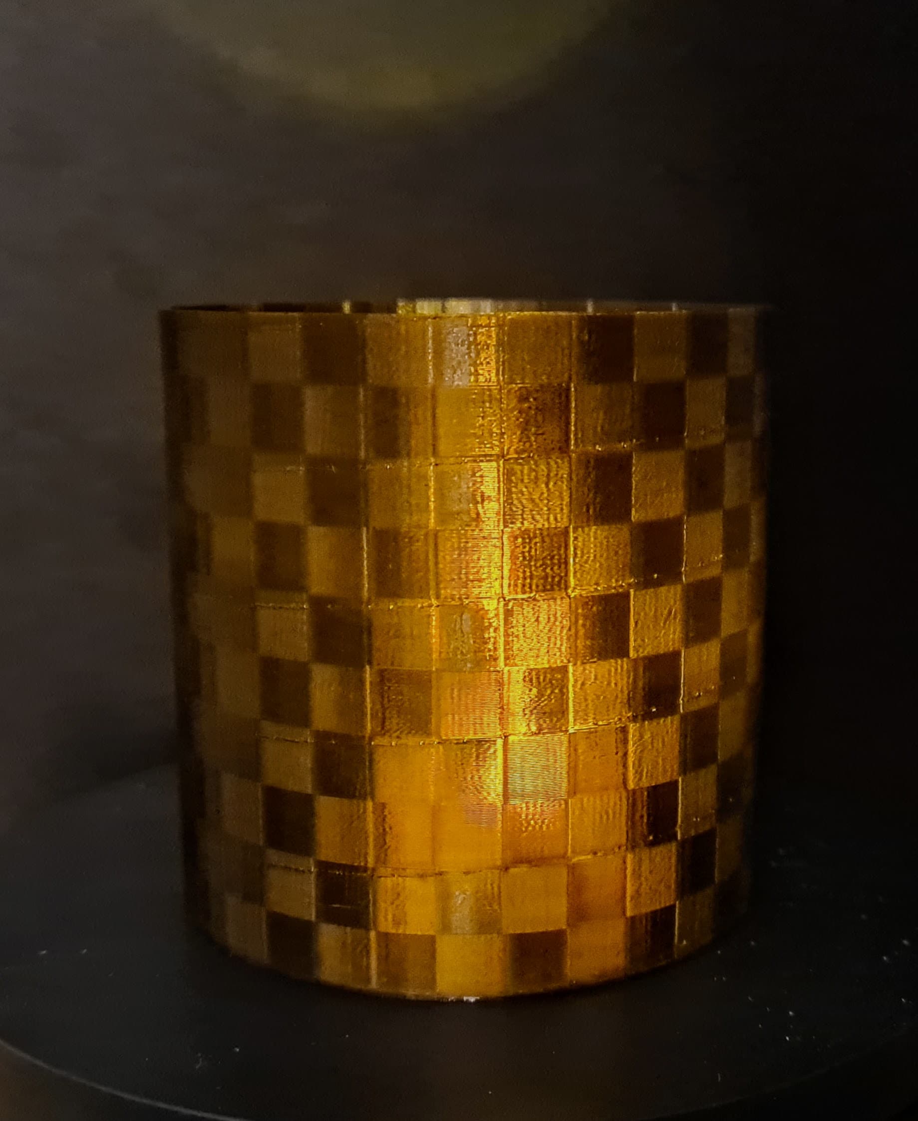 Checkerboard Pattern Tealight Holder or Vase 3d model