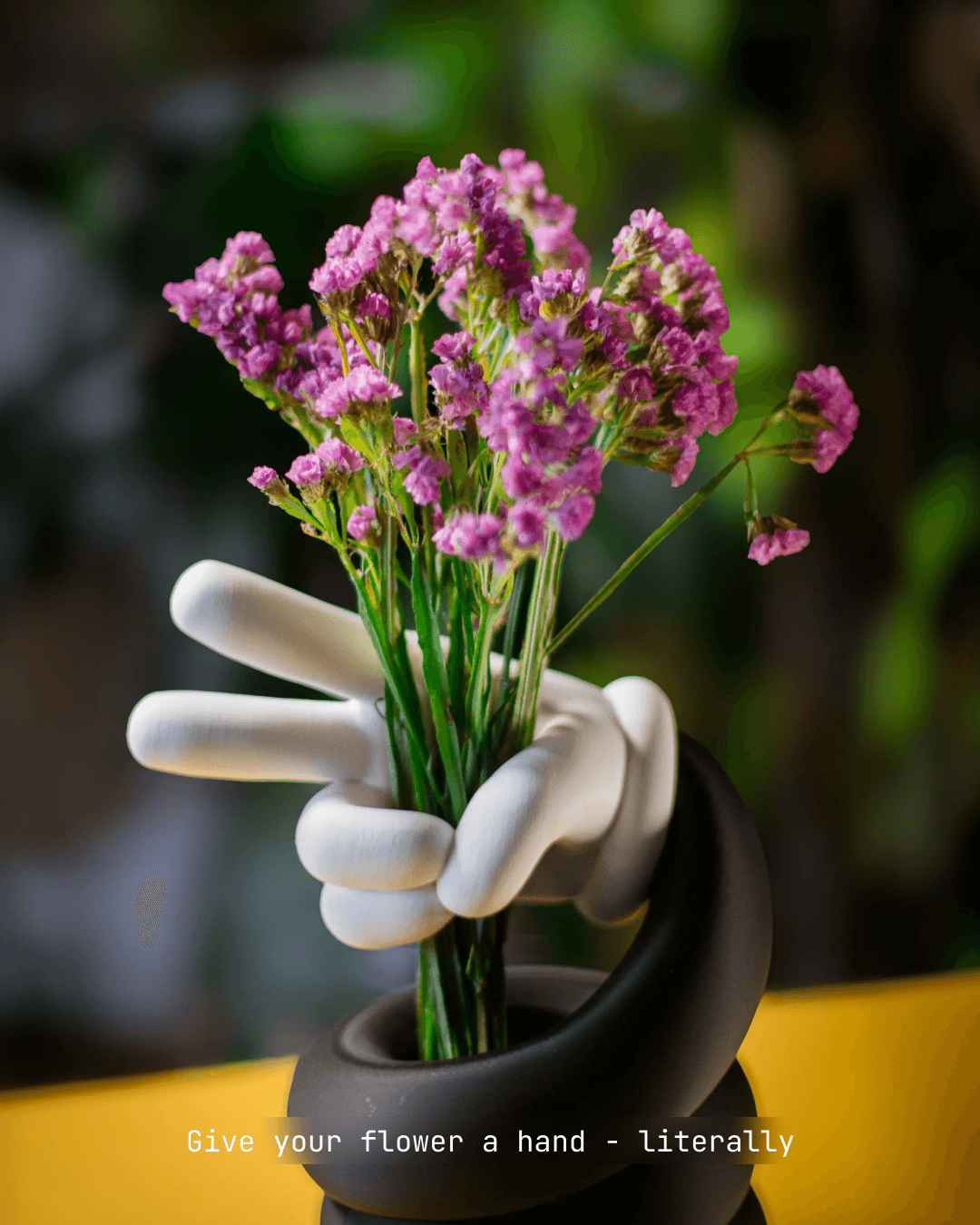 Handy Flower Vase 3d model
