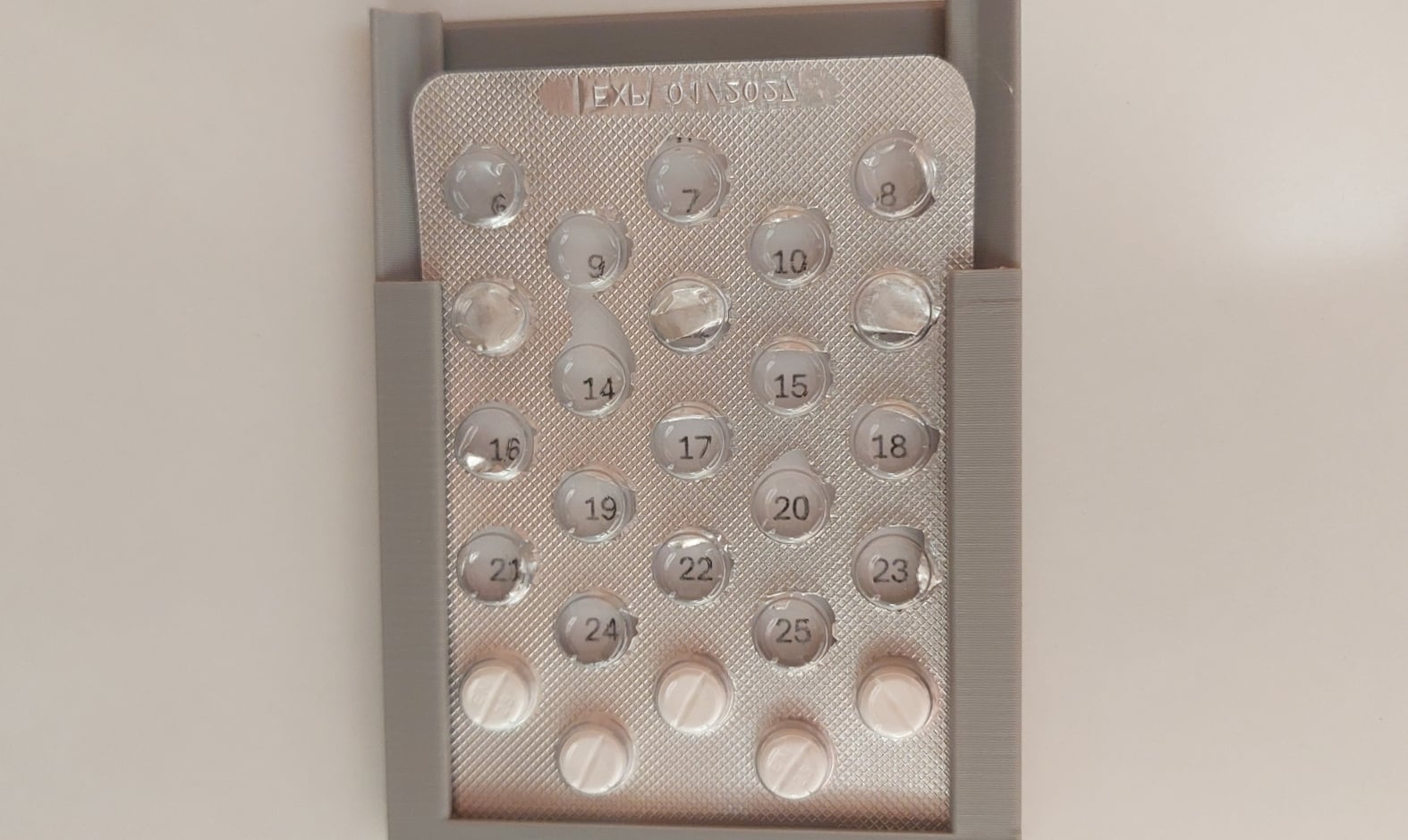 Pill dispenser with dates 3d model