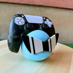 Squirtle Controller Holder 3d model