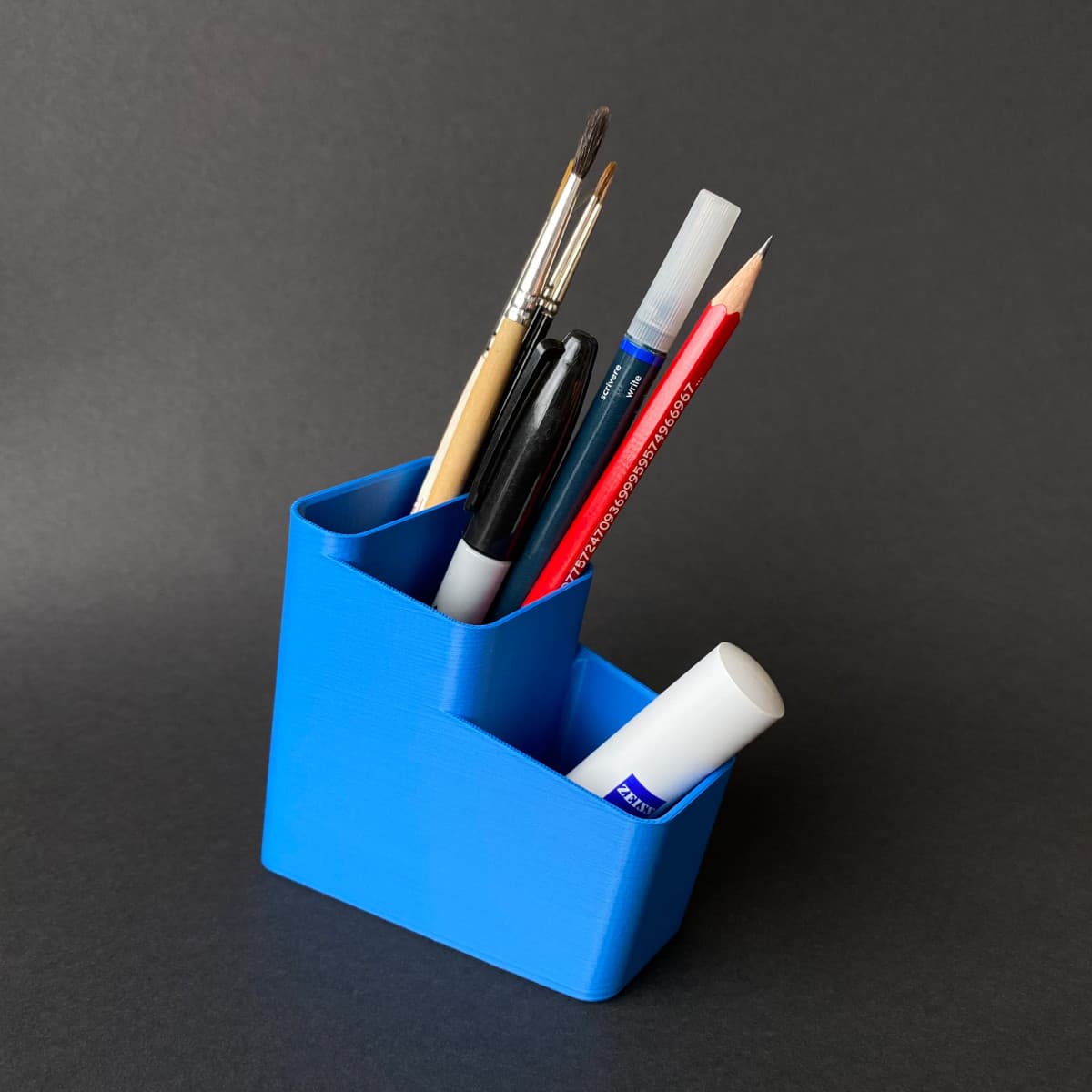 Angled pen holder 3d model