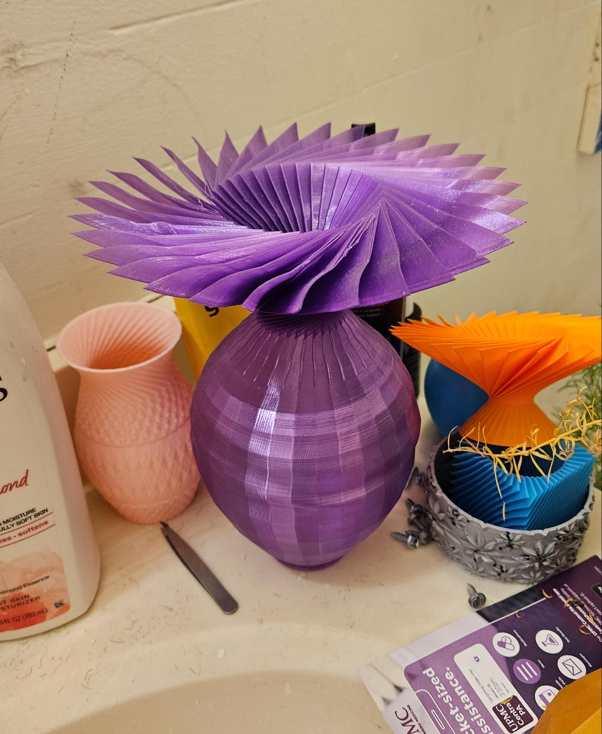 Petal vase challenge  - Pedal vase printed on CR10 - 3d model