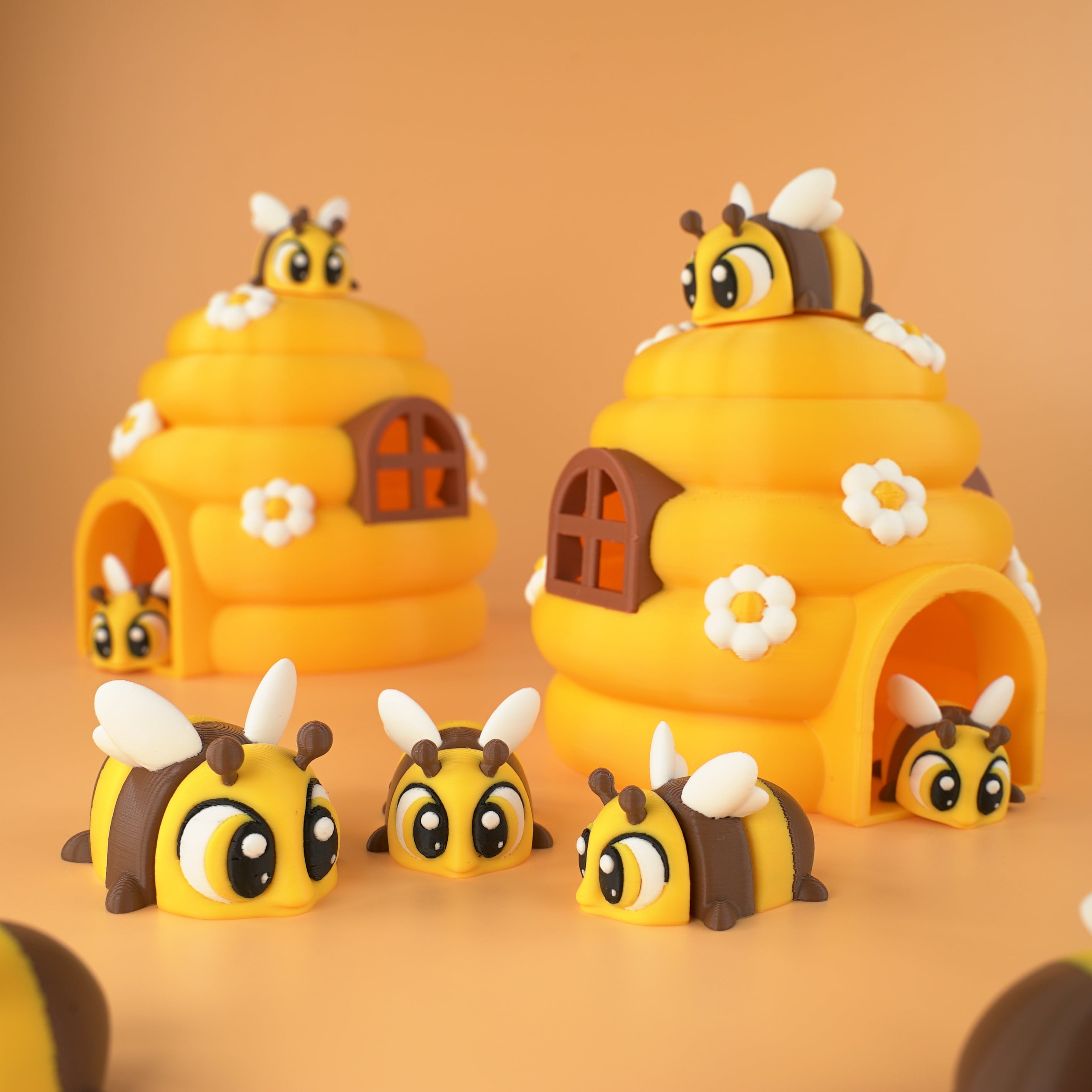 Flexi Articulated Bumblebee and Beehive 3d model