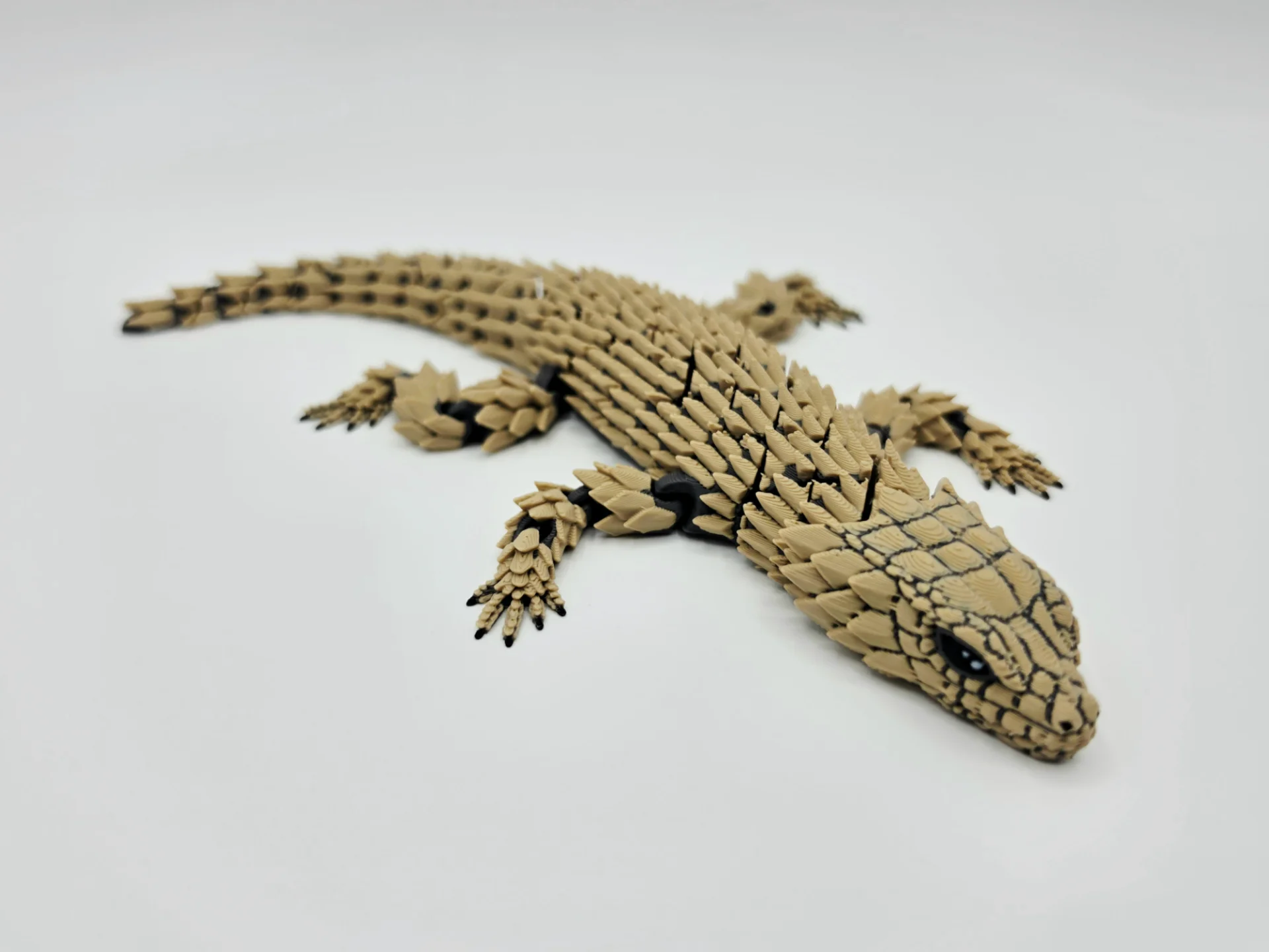 Articulated Armadillo Lizard | Realistic Flexi Reptile | Print-in-Place | No Supports 3d model