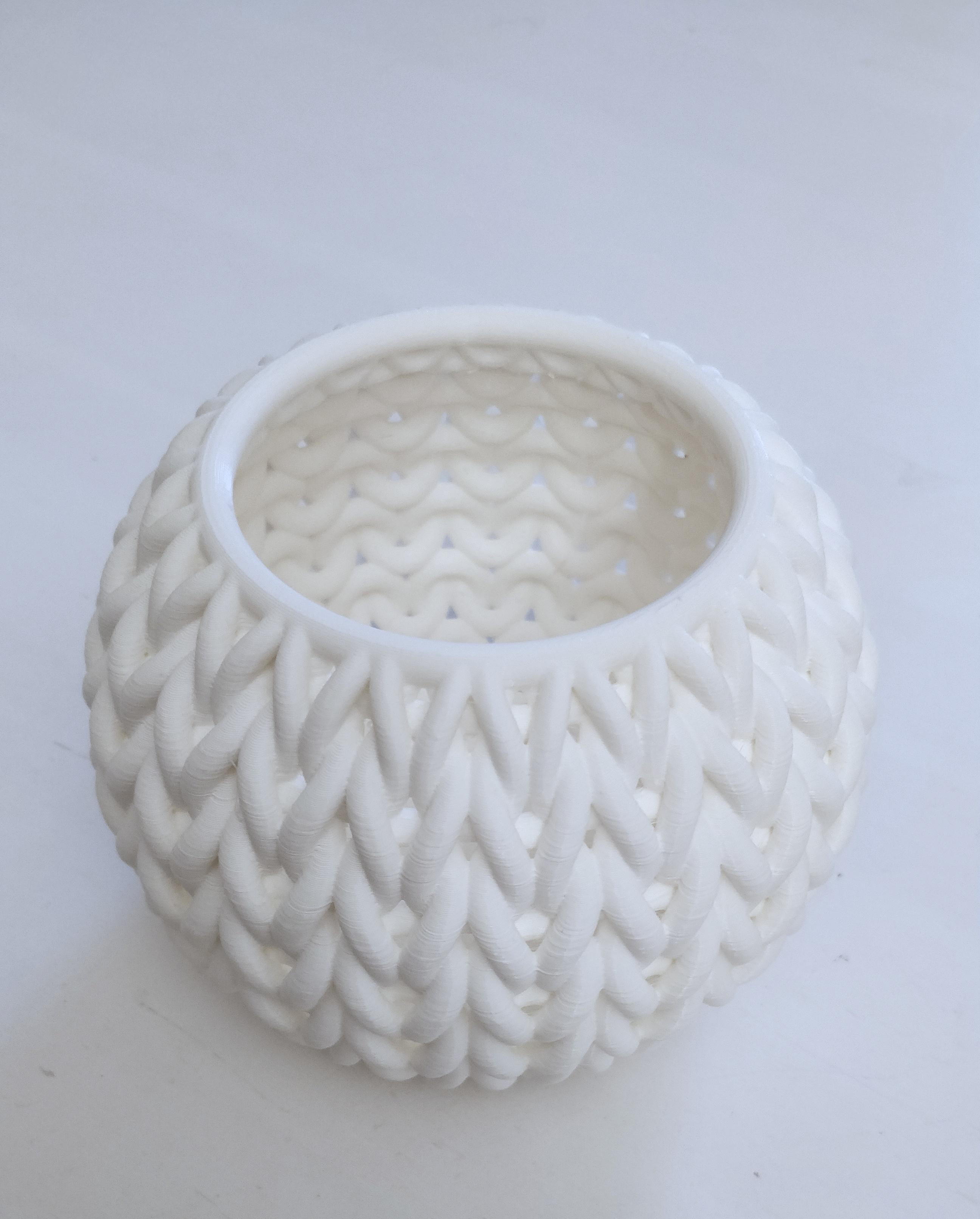 Knitted Bowl - Took me over 28 hrs to print but well worth it - 3d model