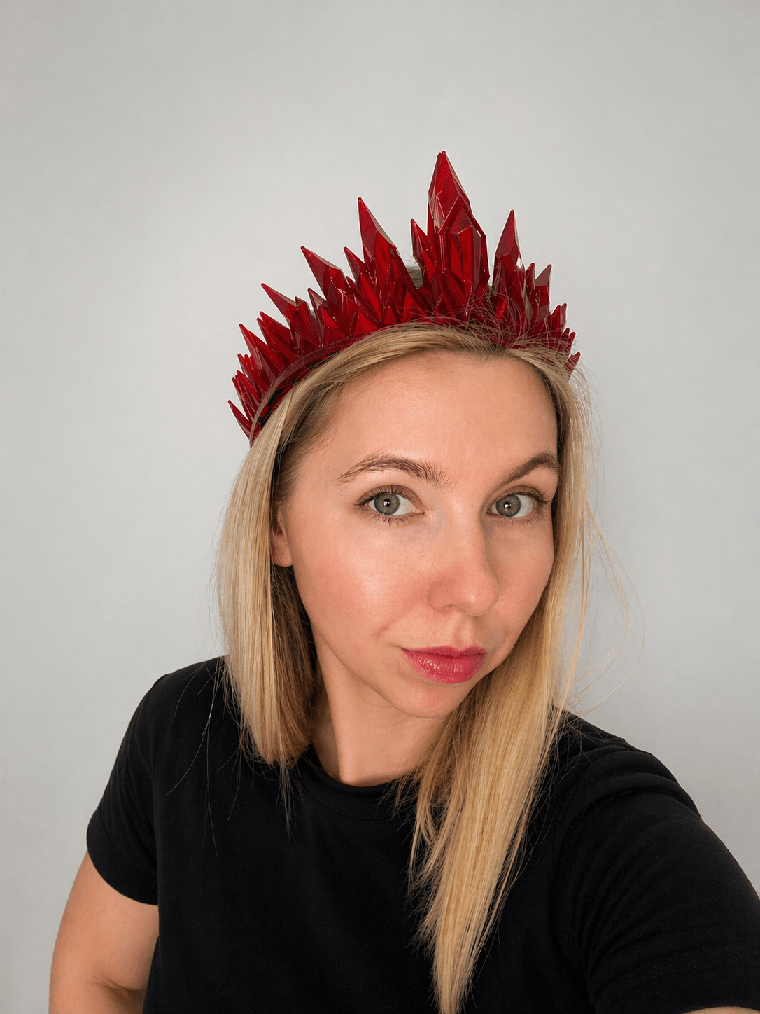 Crimson Bloodstone Tiara 3d model