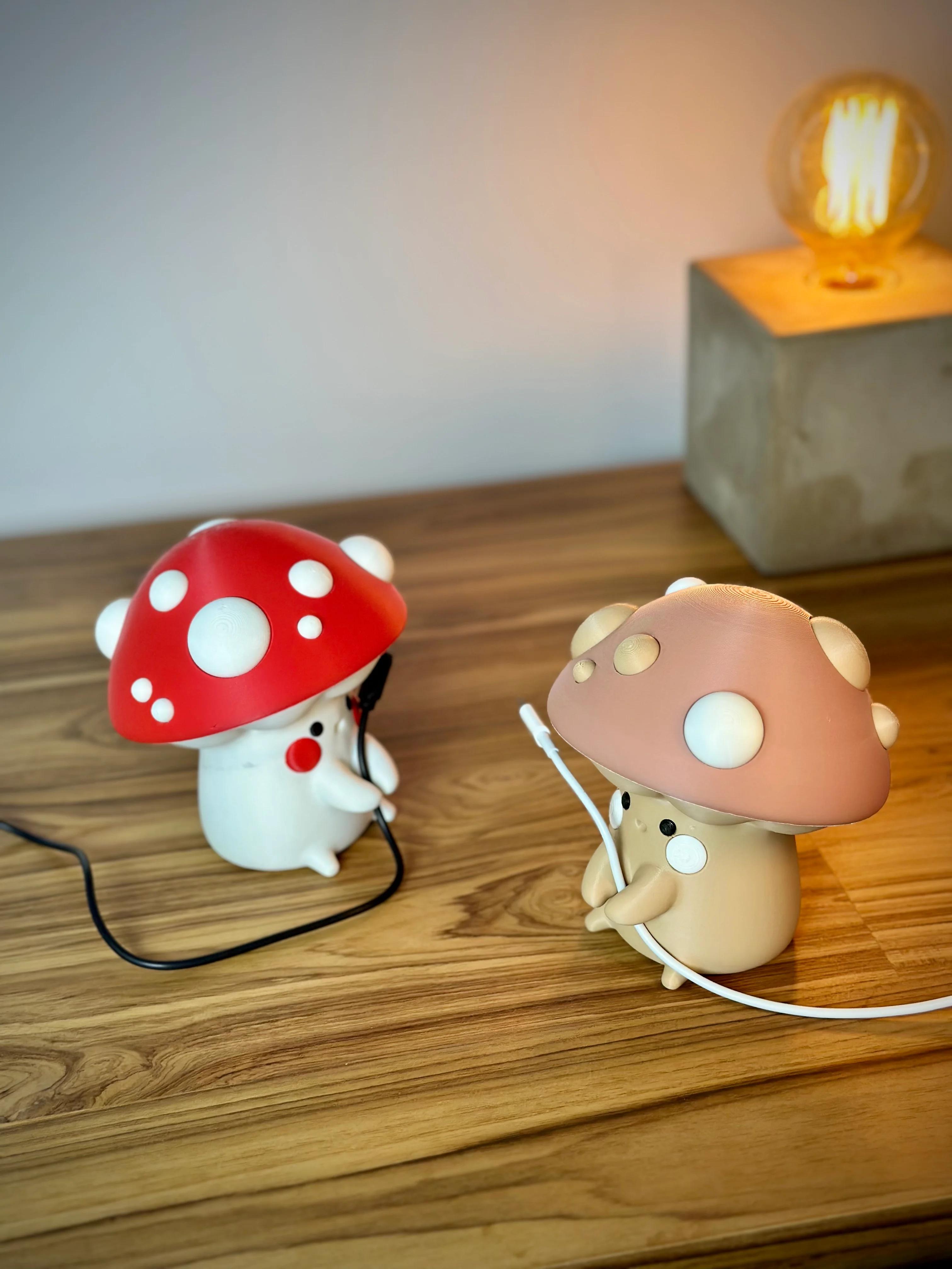 Cable Holder Cute Mushroom - Secret Stash - Print-in-Place 3d model
