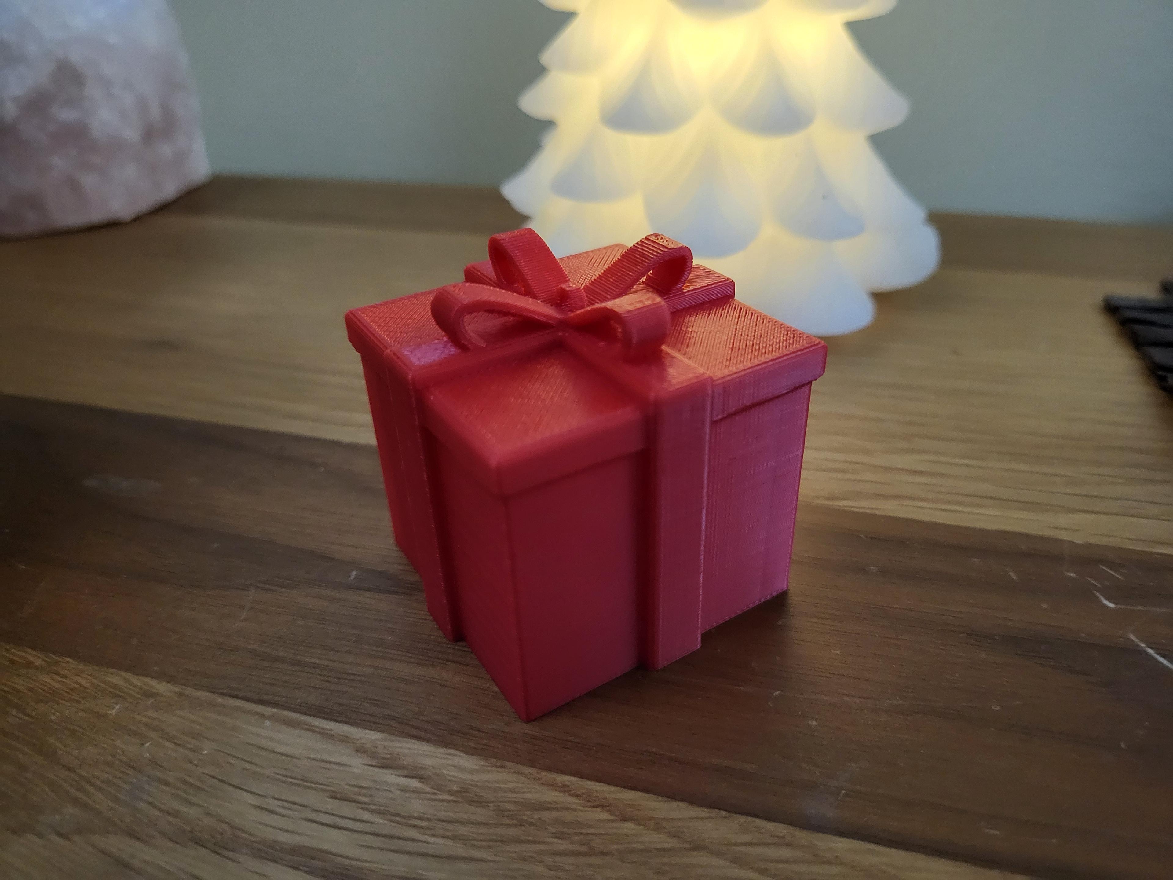 Christmas Tree Present Decoration (no support, easy print) 3d model