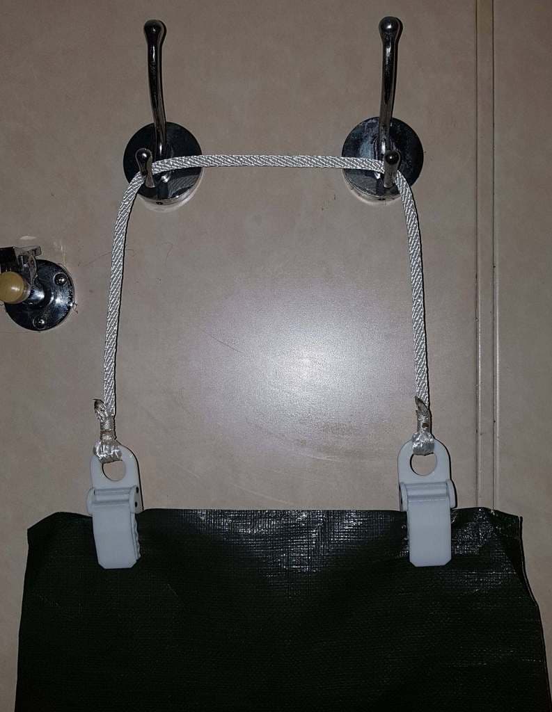Suspenders clip 3d model
