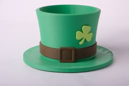 Lucky Clover Top Hat Planter – St. Patrick’s Day Decor 3d model