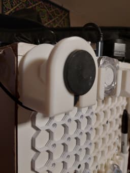 Multiboard - Upright Galaxy Charger Holder.stl 3d model