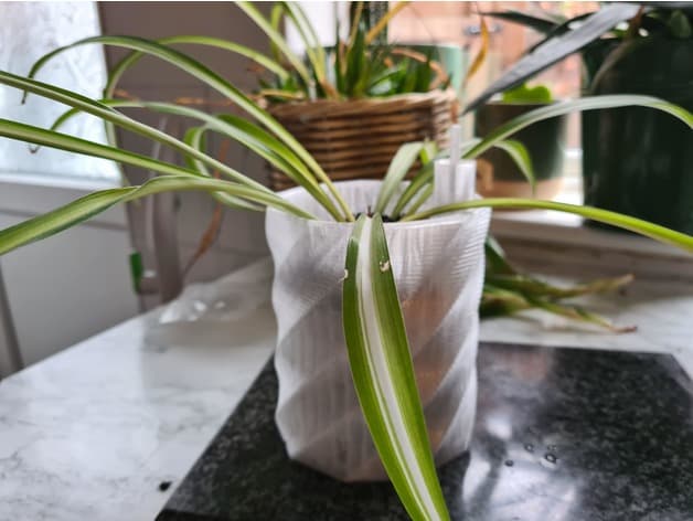 Self Watering Plant Pot with Water Level Indicator 3d model