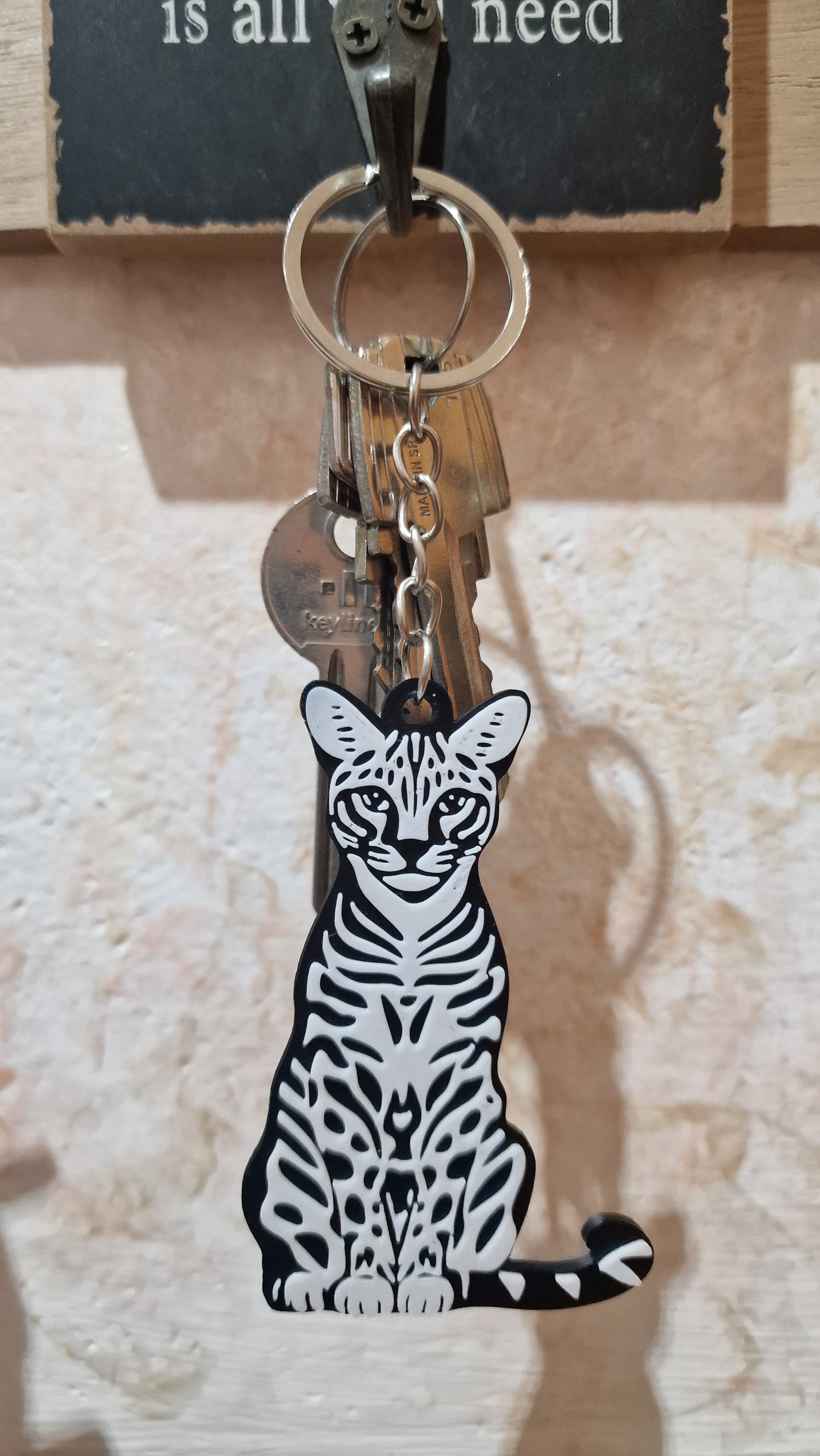Ocelot keychain+magnet 3d model