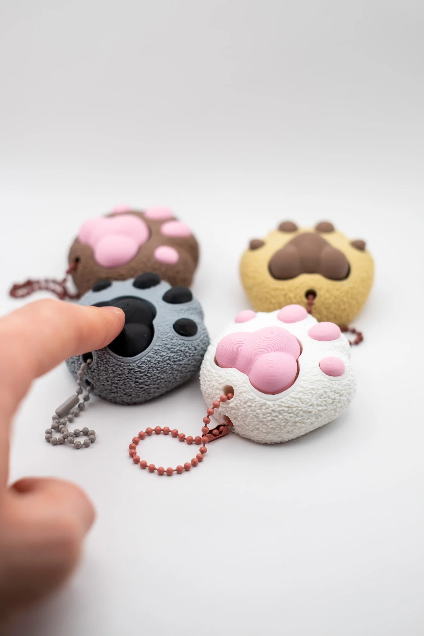Fidget Paw Clicker 3d model