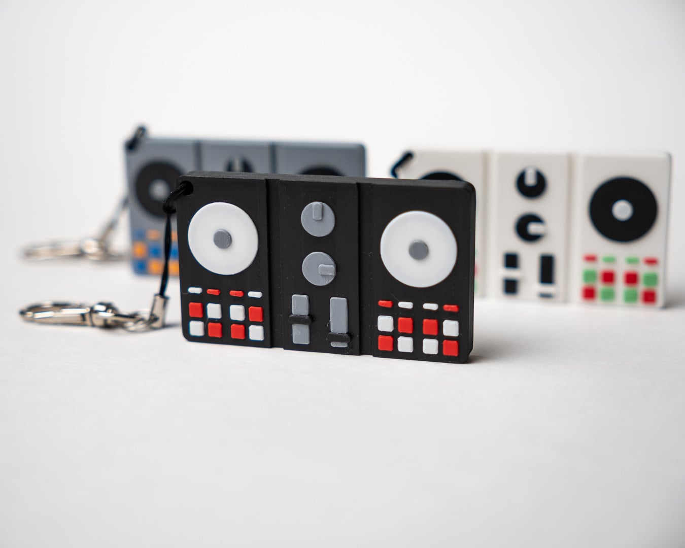 NFC Keychain - Mini DJ Controller 3d model