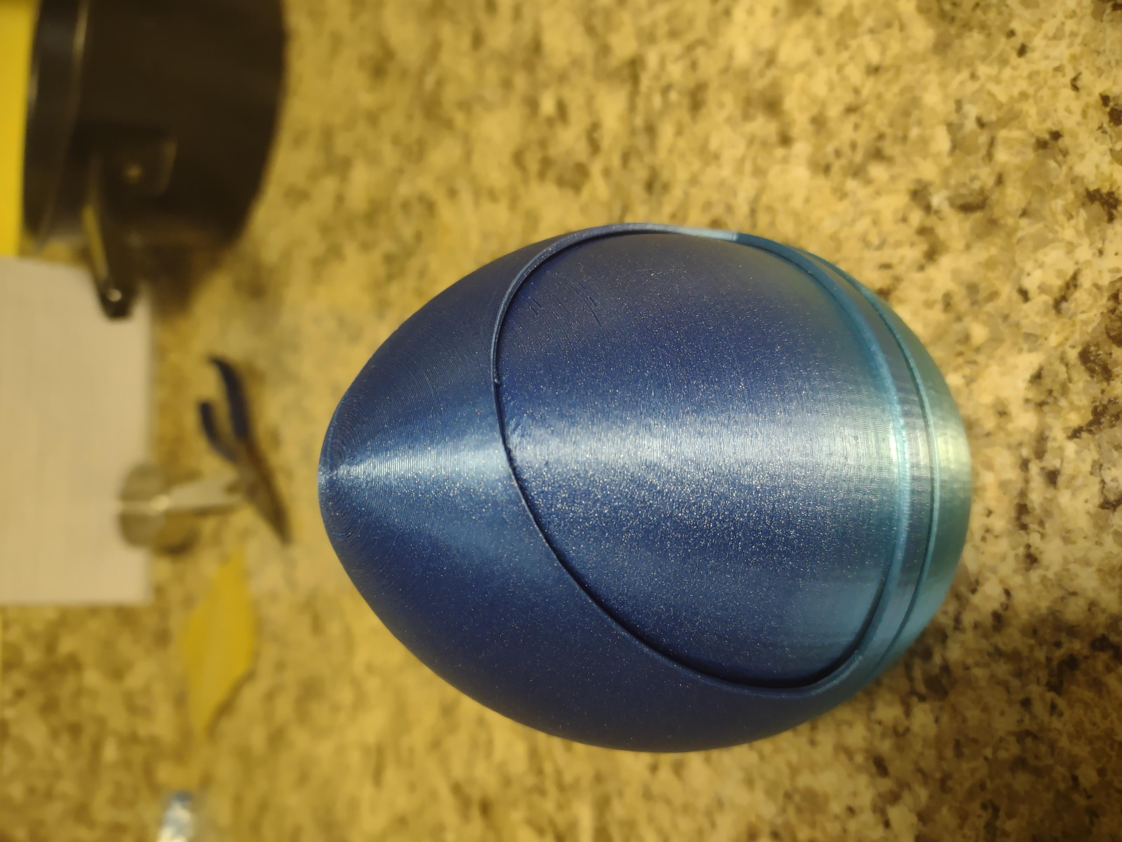 Planetary Egg Container - Closed! Using some shiny PLA. - 3d model