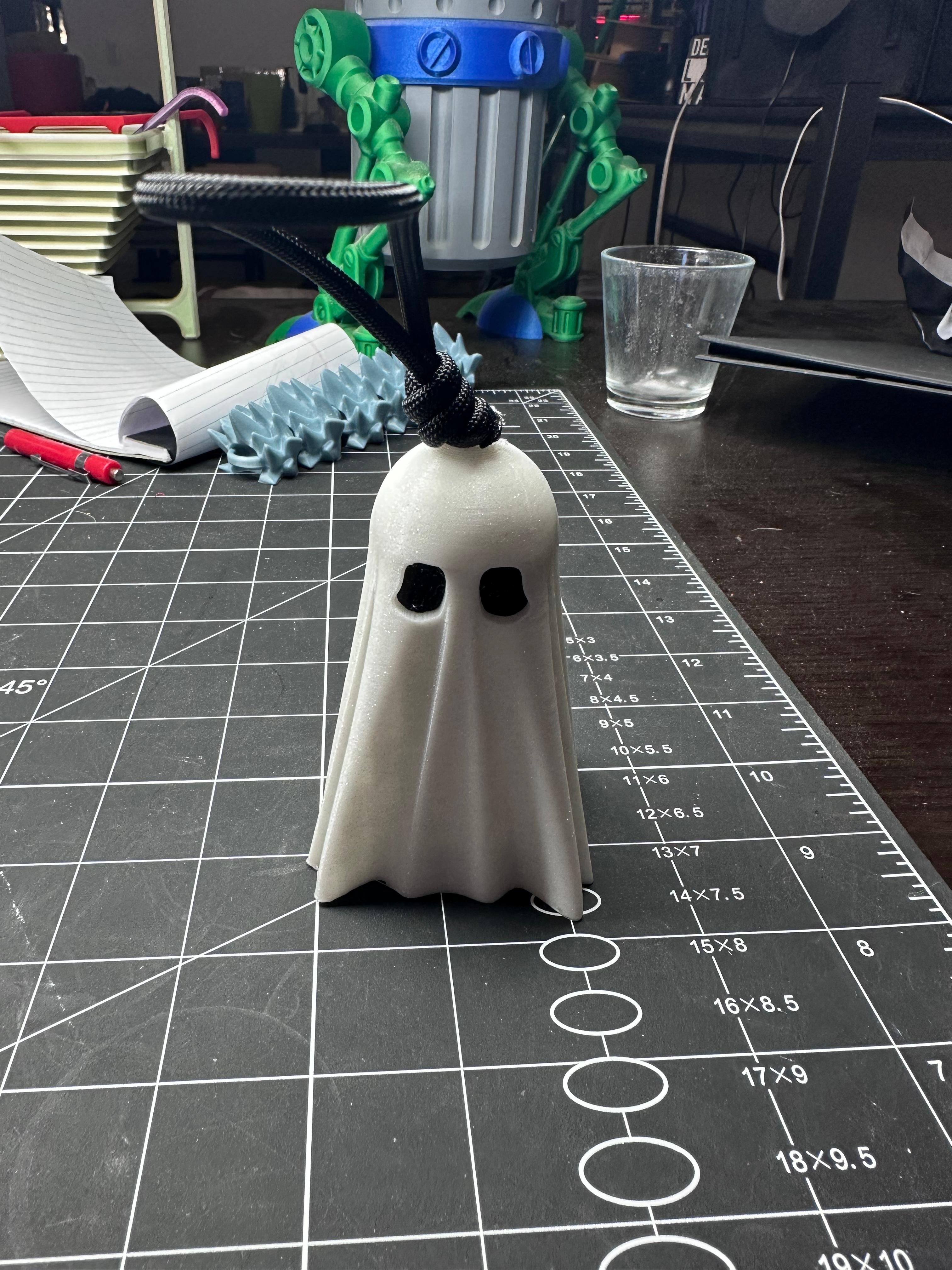 Hanging Ghost Container - Ornament - Ghost of Christmas!  3d model