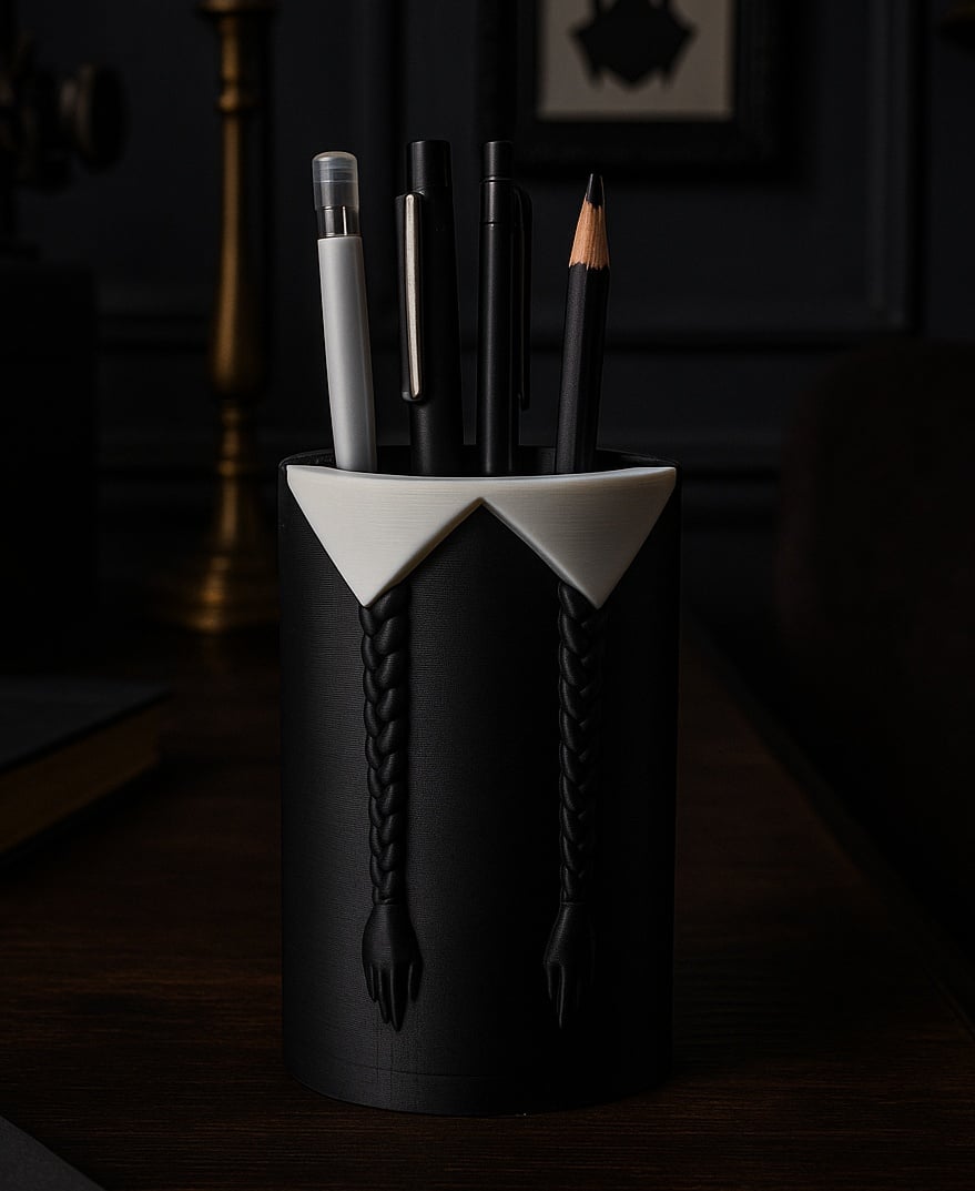 Wednesday Braided Multi-Purpose Holder – Unique Addams Family-Inspired Desk Organizer 3d model