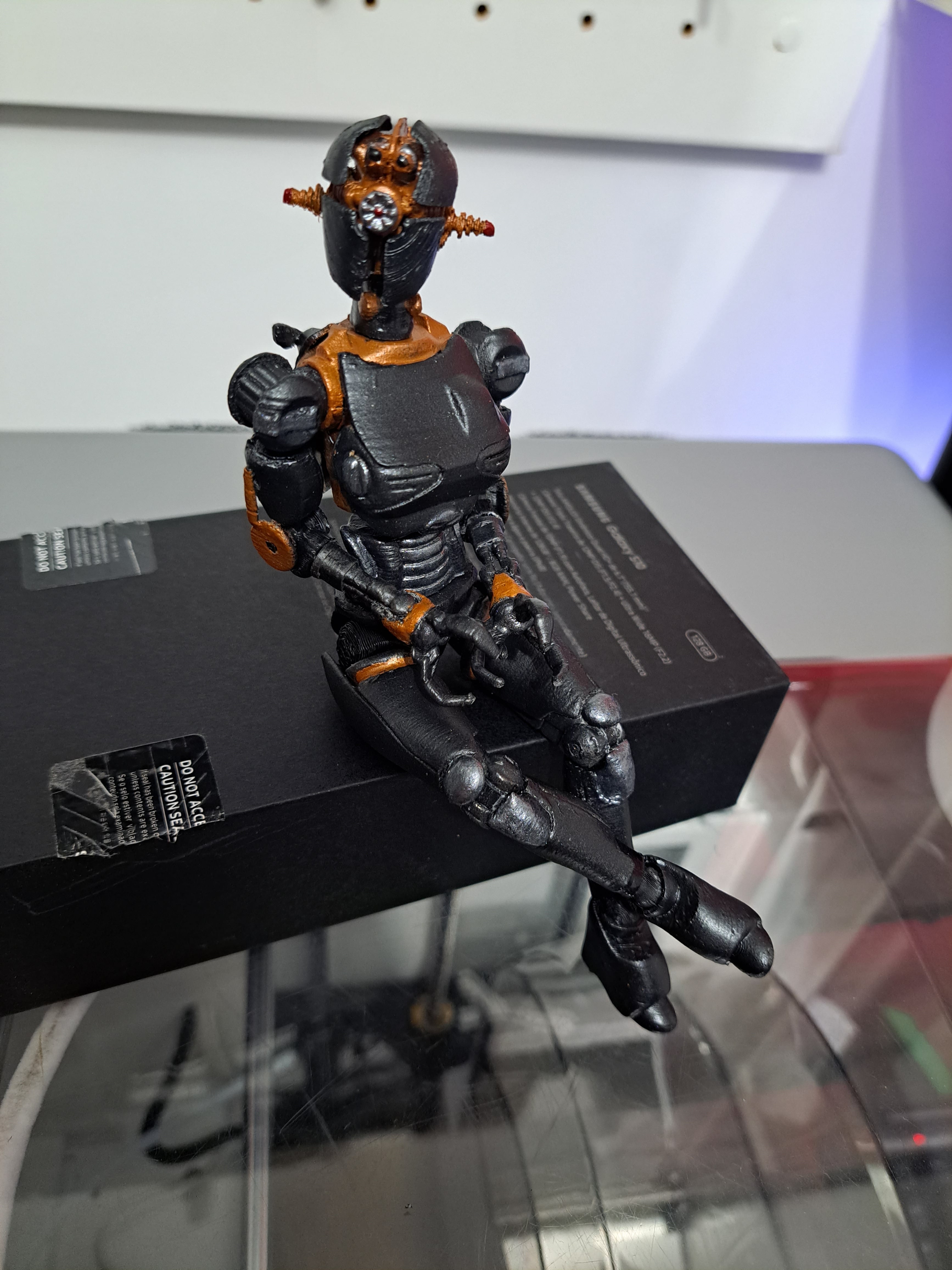 Fallout Assaultron Poseable Figure 3d model