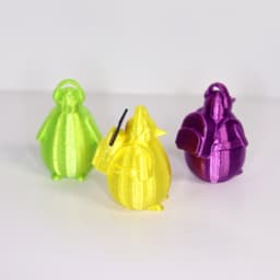 Cool penguin keyring 3d model