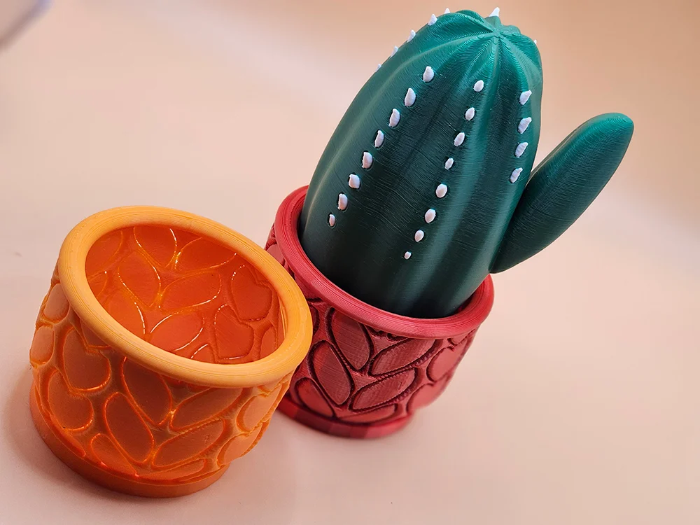 Plant Pot and cactus 3d model