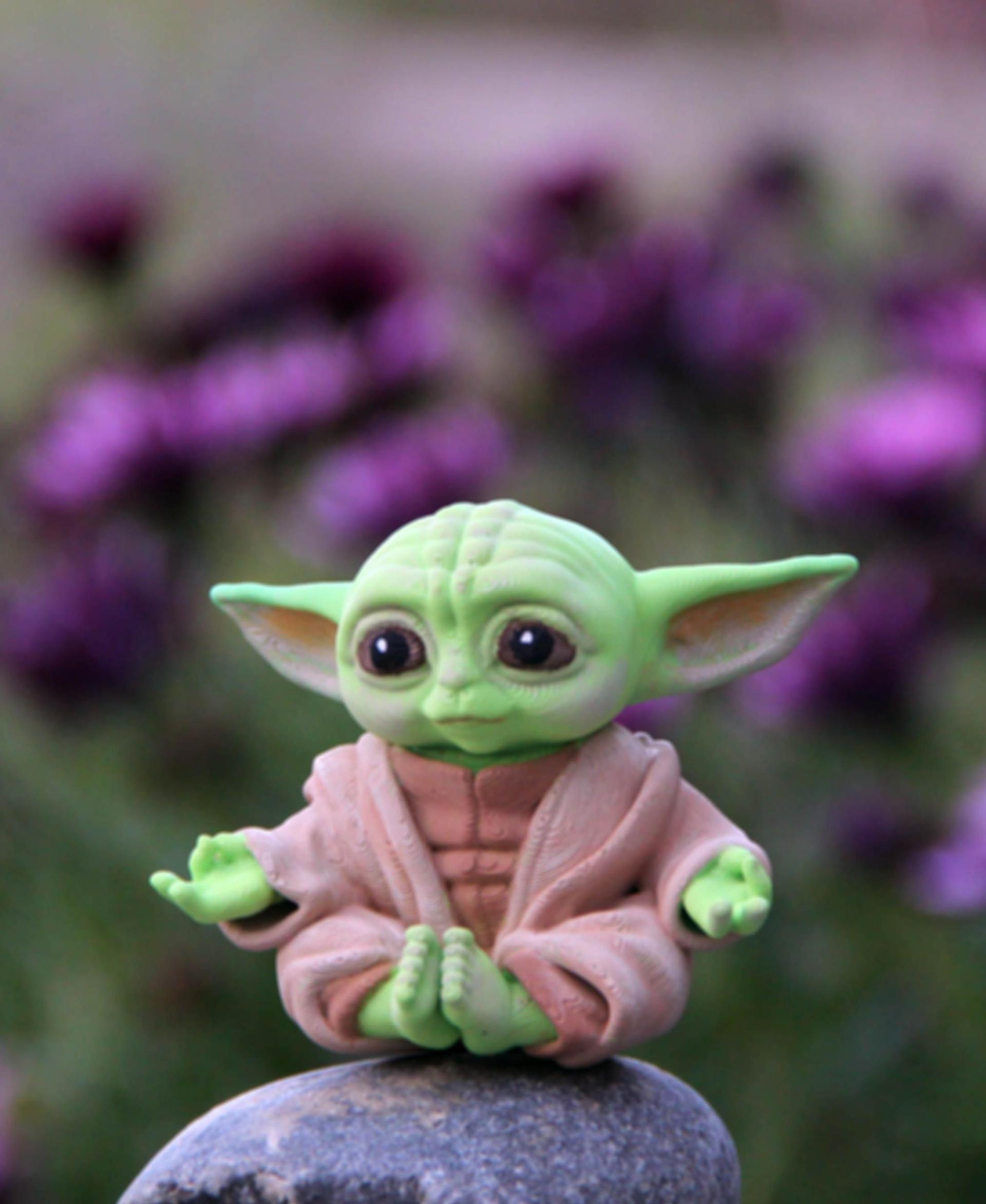 Baby Yoda  - Printed in Polymaker gradient summer. Nice supports only on back of model if printed the way it automatically loads into slicer. - 3d model