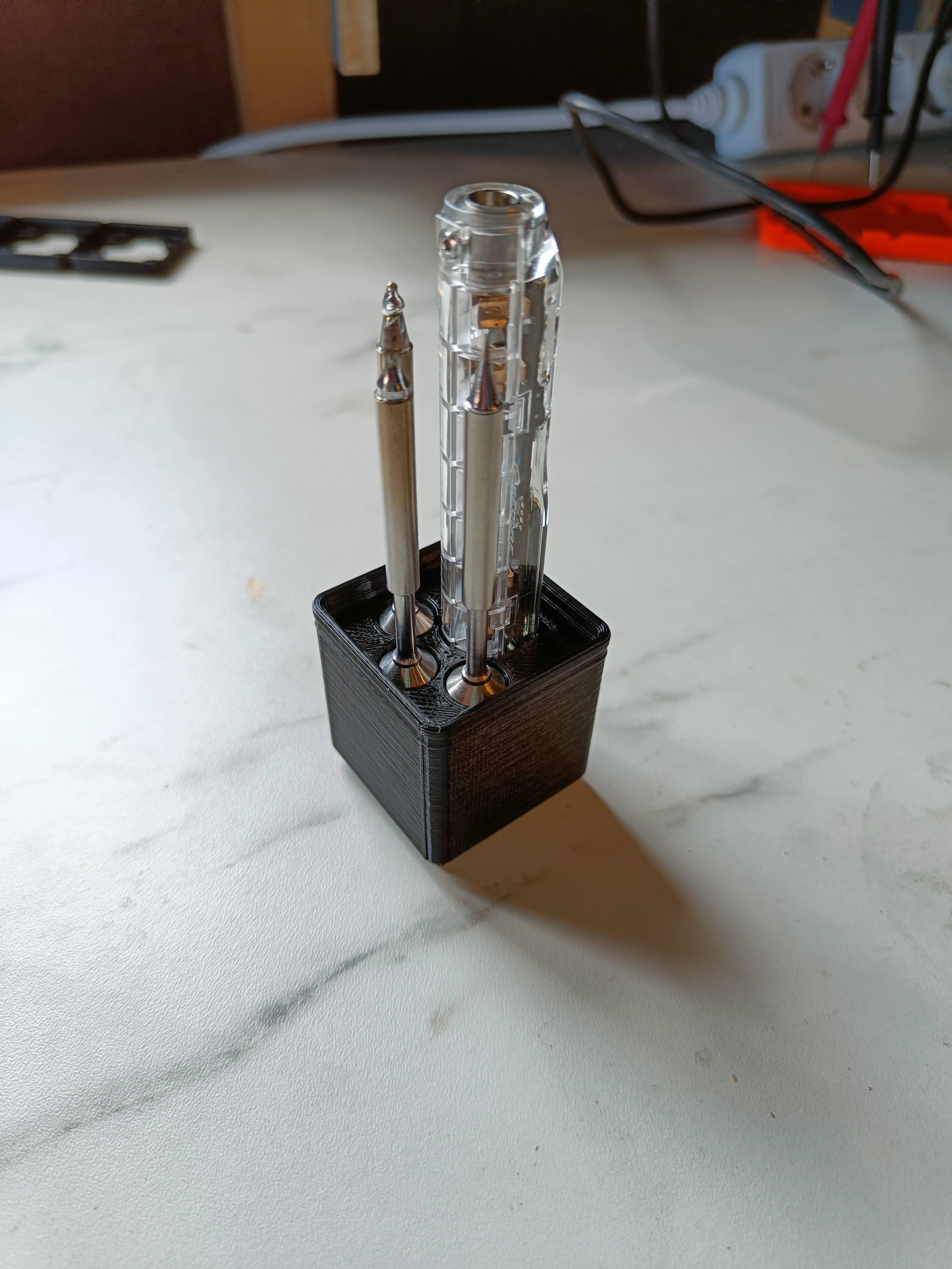Gridfinity Sequre SI012 solder iron holder 3d model
