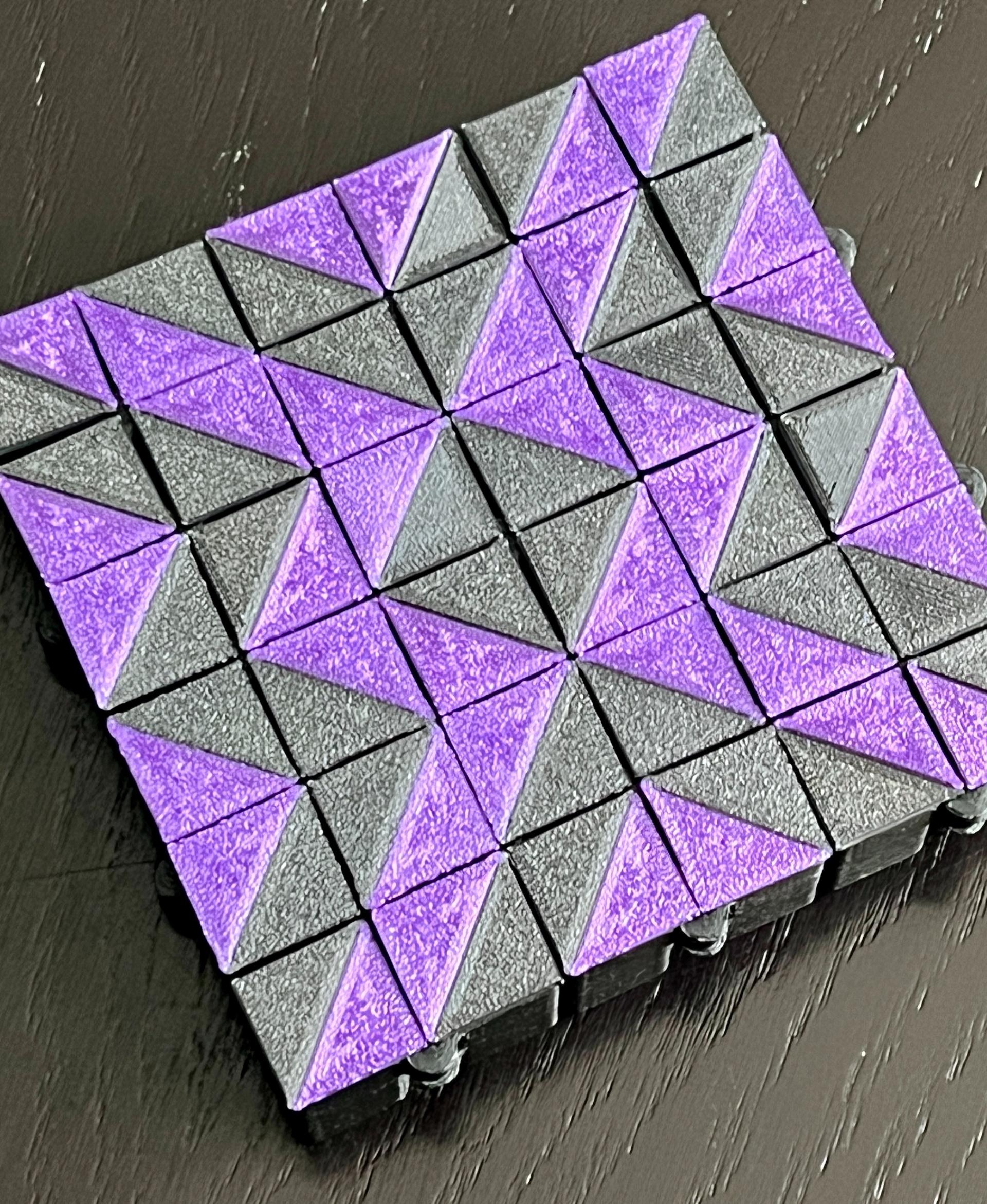 Auxetic Tile // 18mm Diagonal Split - It didn't let me do all of my pictures and I'm trying again. Hope you like it! - 3d model