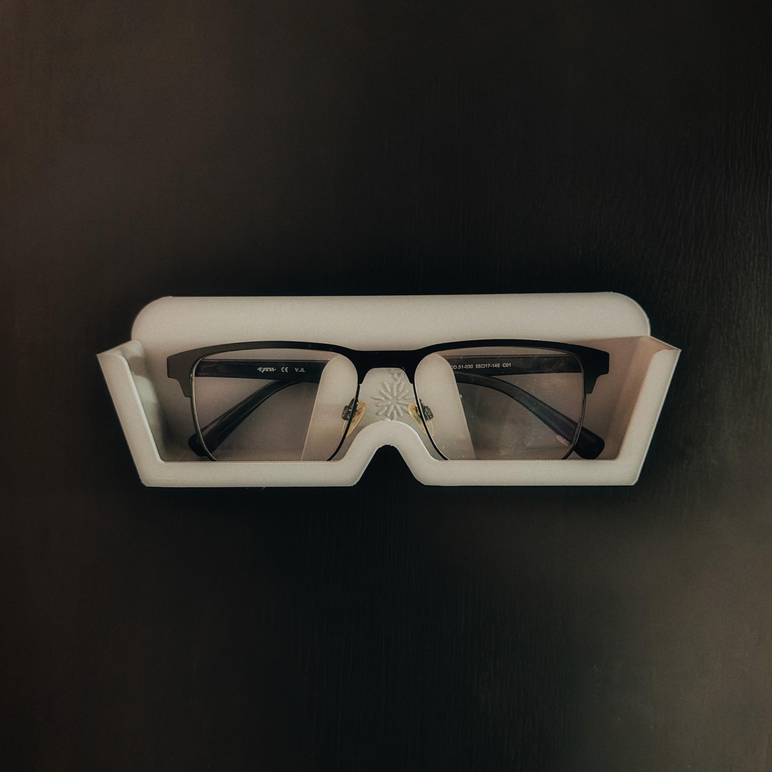 Glasses Shelf 3d model
