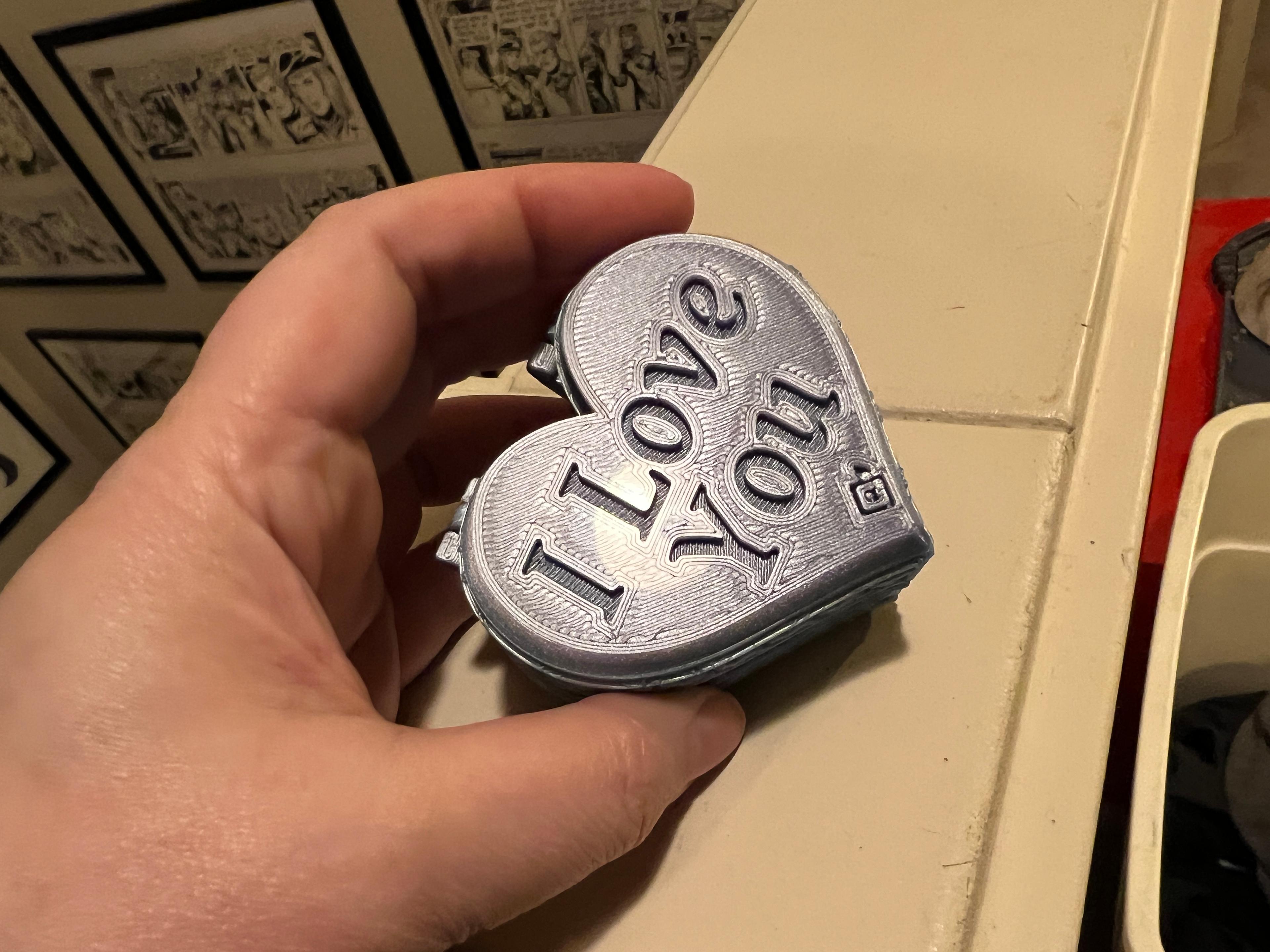 Valentine's Heart Shaped Box (Remix of Simple Heart Box with Lid) - Printed perfectly at .2 layer height in Protopasta Nebula Silver Silk - 3d model