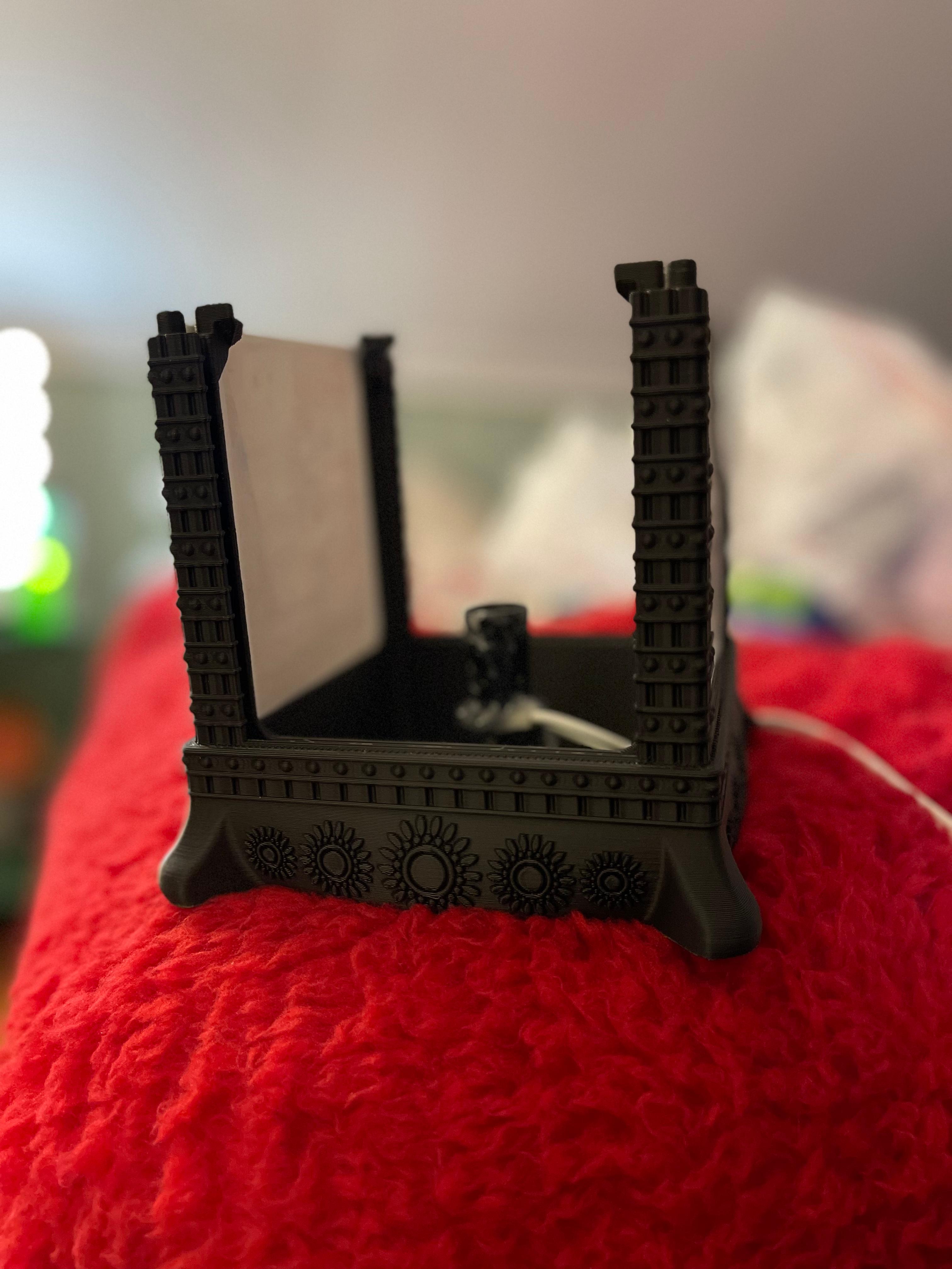Gothic Lithophane Light - Printed great. 220° hot end 60° bed. Bought ZIRO matte black filament last minute from Amazon and it looks amazing. Need to re print lithos slower, it was a last minute gift! Thanks for the design!! - 3d model