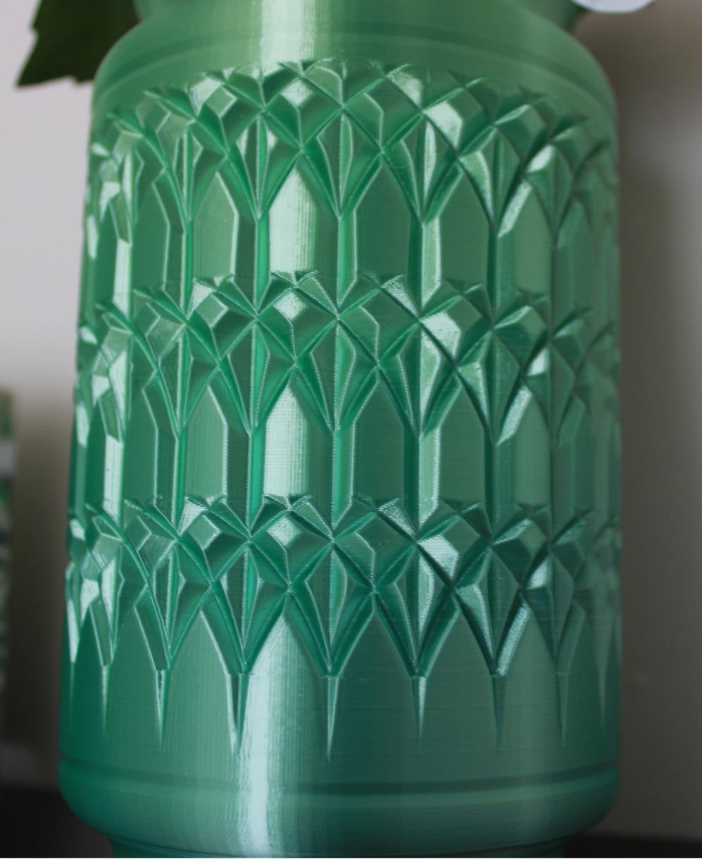 Art Deco Etched Vase 3d model