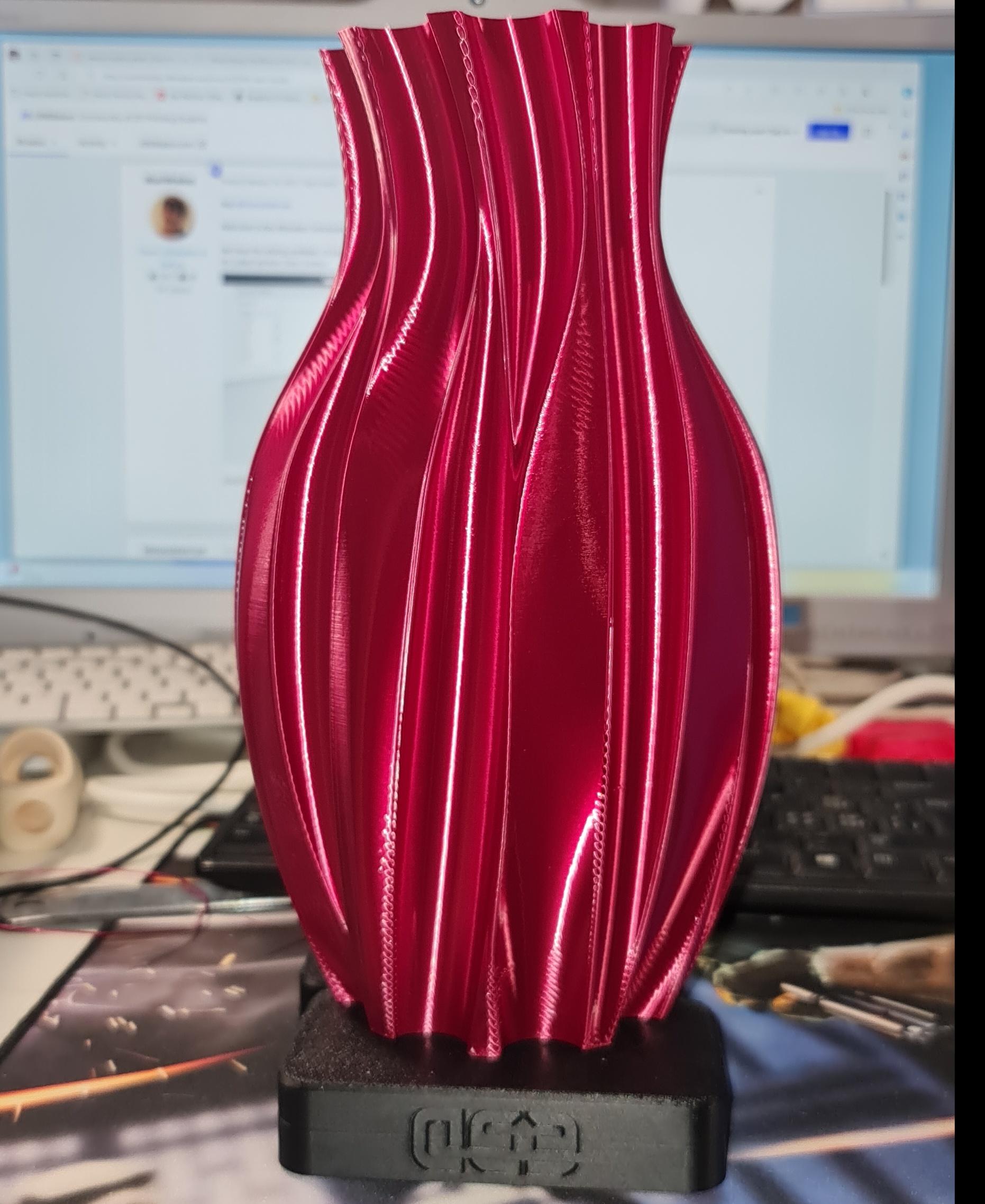 Zephyrus Vase.stl - Original Polyalchemy Elixir Merlot filament.
Oh, and Happy Birthday Maker Viking (March 3rd). - 3d model