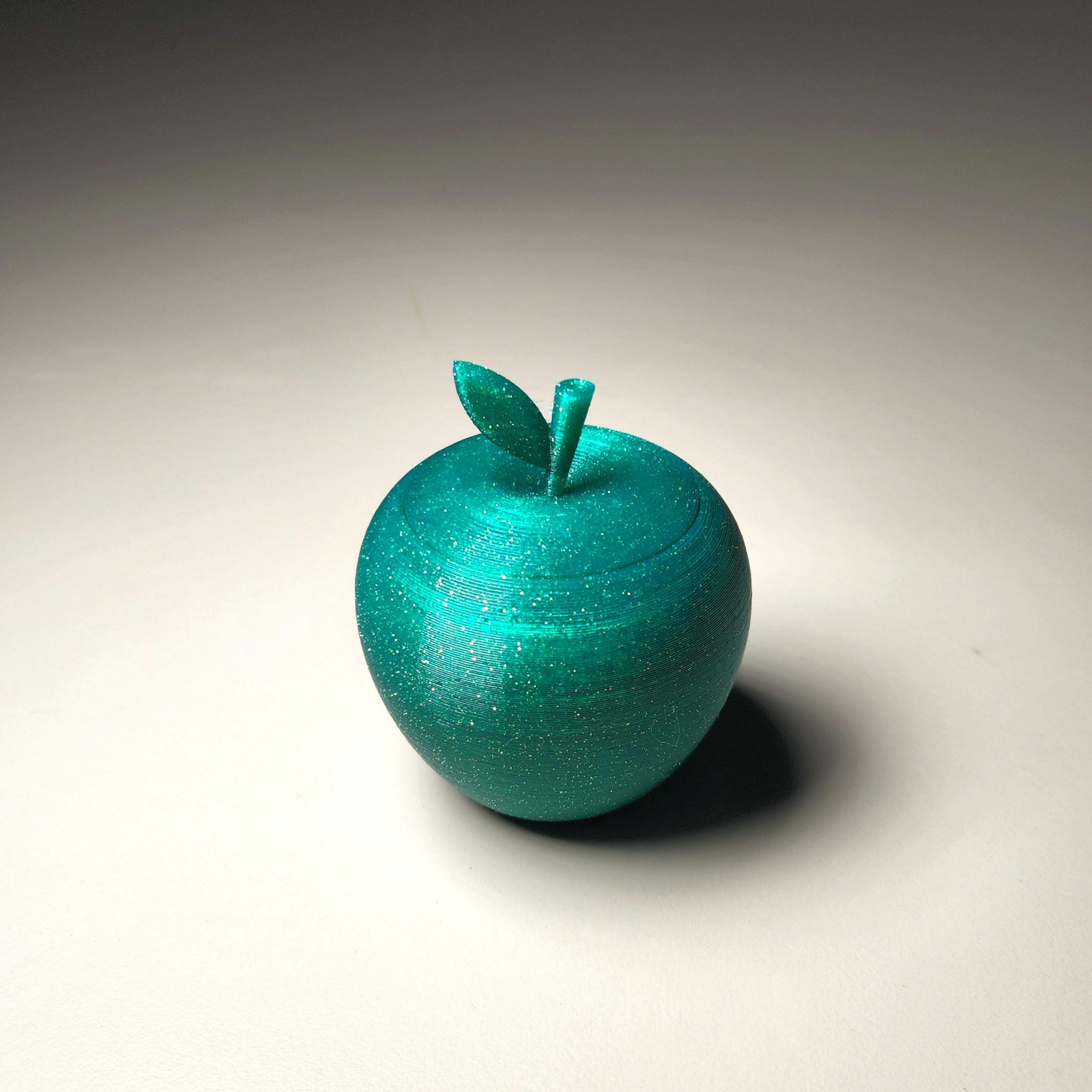 Apple Box with Lid 3d model