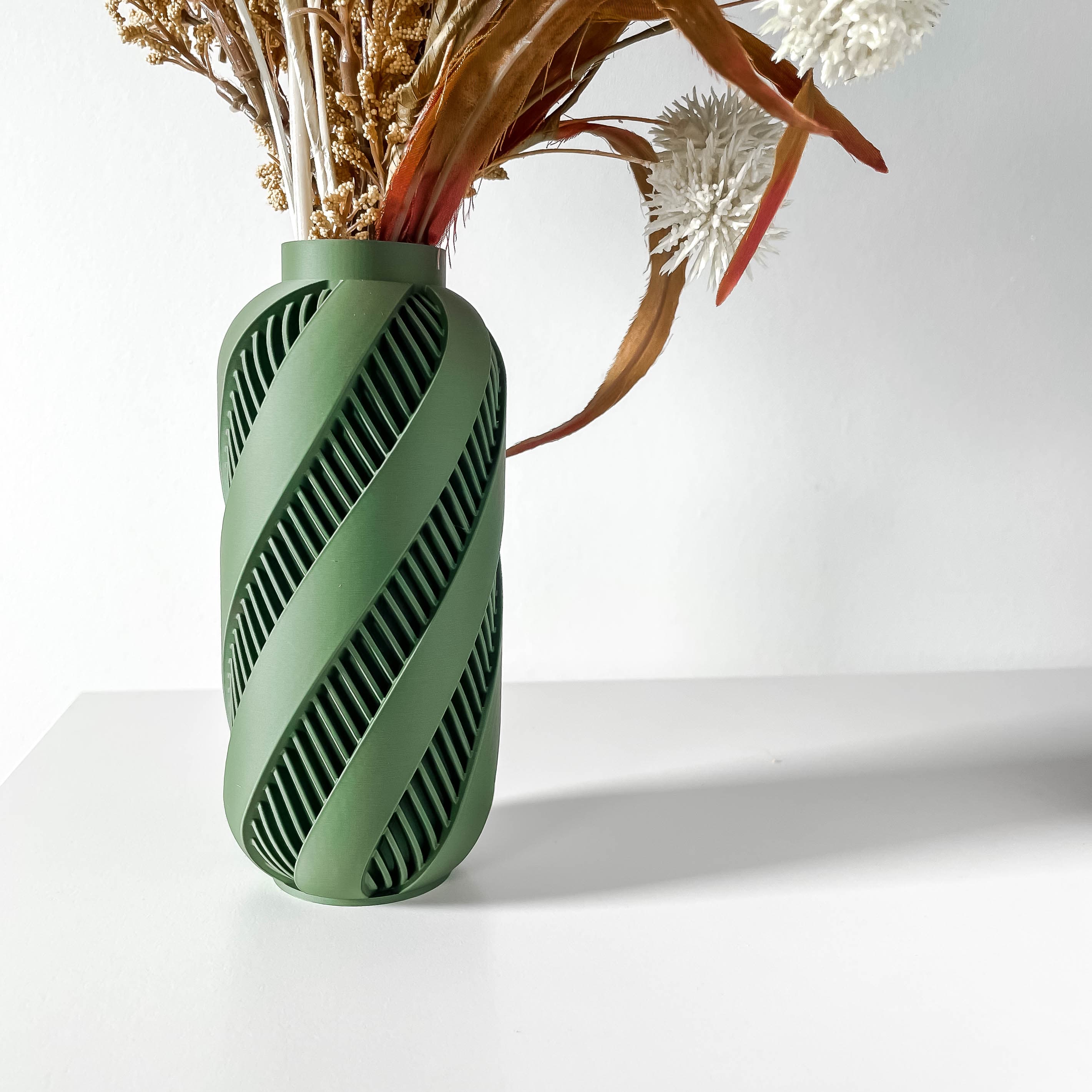 The Alin Vase, Modern and Unique Home Decor for Dried and Preserved Flower Arrangement | STL File 3d model