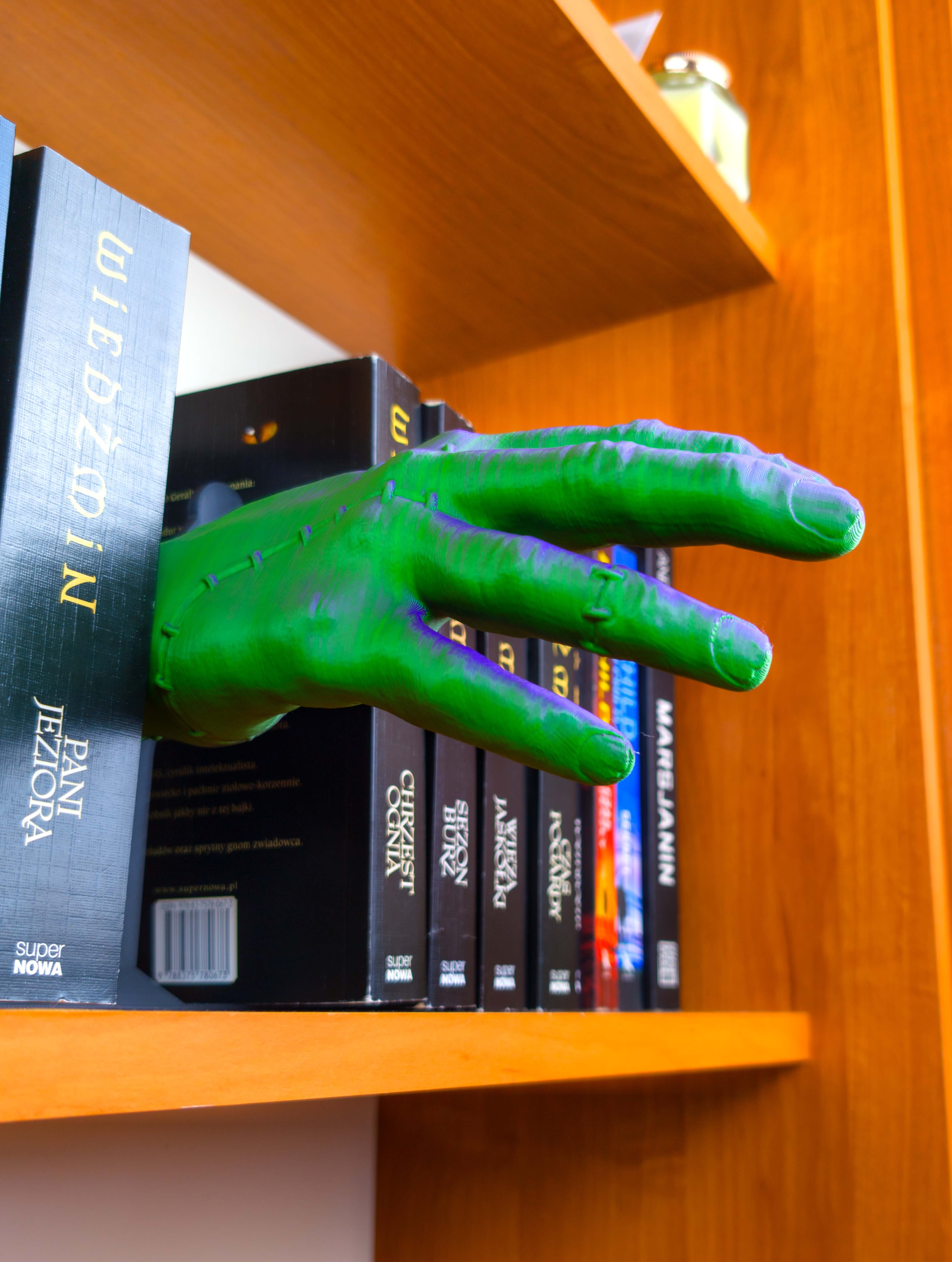 Book Hand: Halloween Adjustable Book Nook 3d model