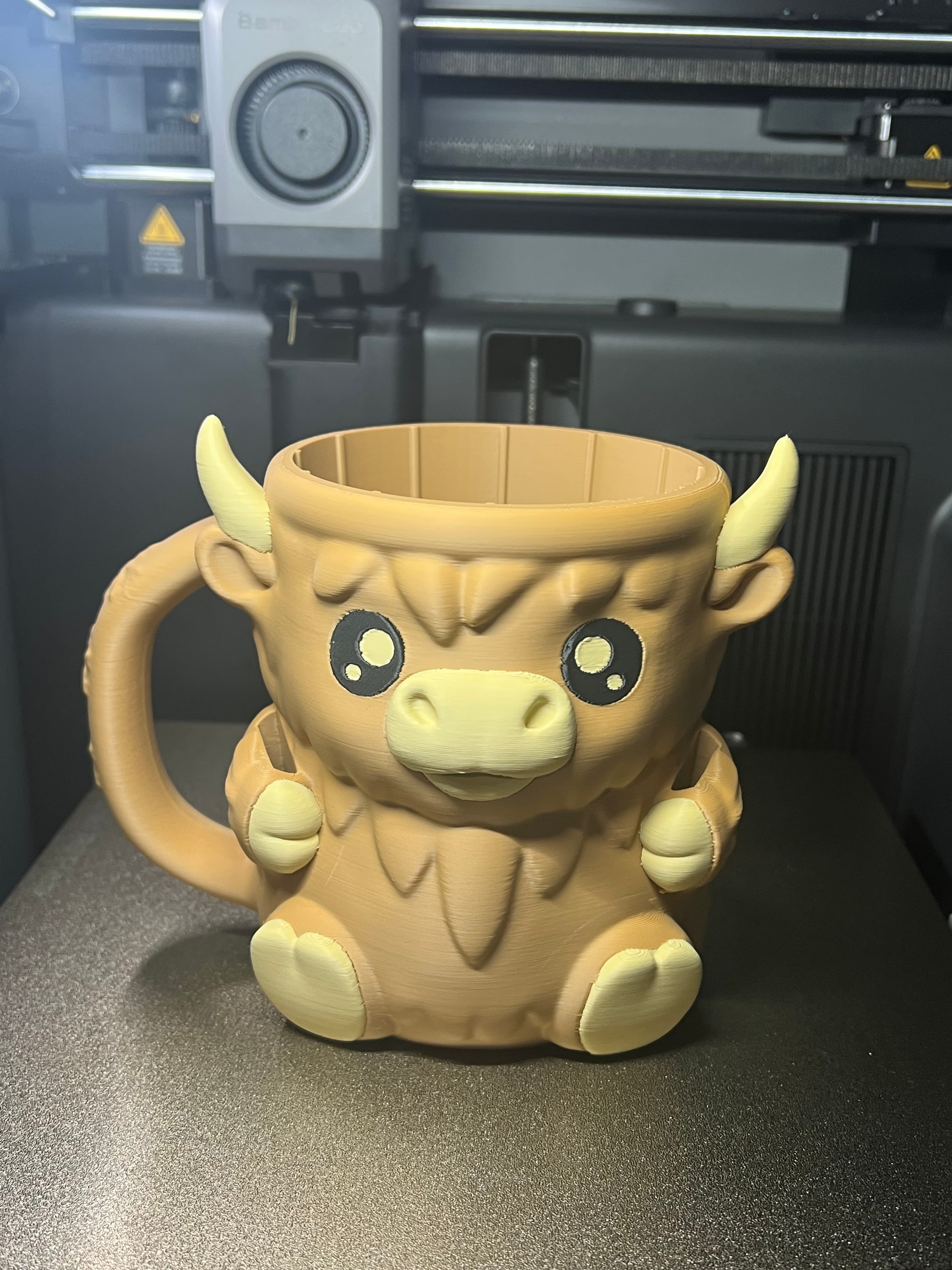 This was printed with a Bambu Lab P2S w/ AMS 2 Pro. The main body is Bambu PLA Matte Caramel. I love how it turned out as a gift for my highland cow-obsessed daughter!
Great designs!